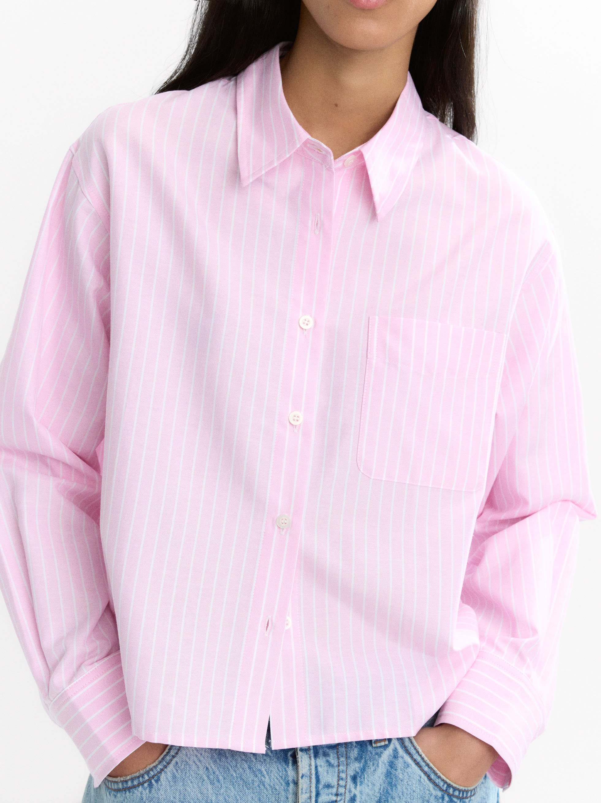 Striped long-sleeve shirt image number 4.0