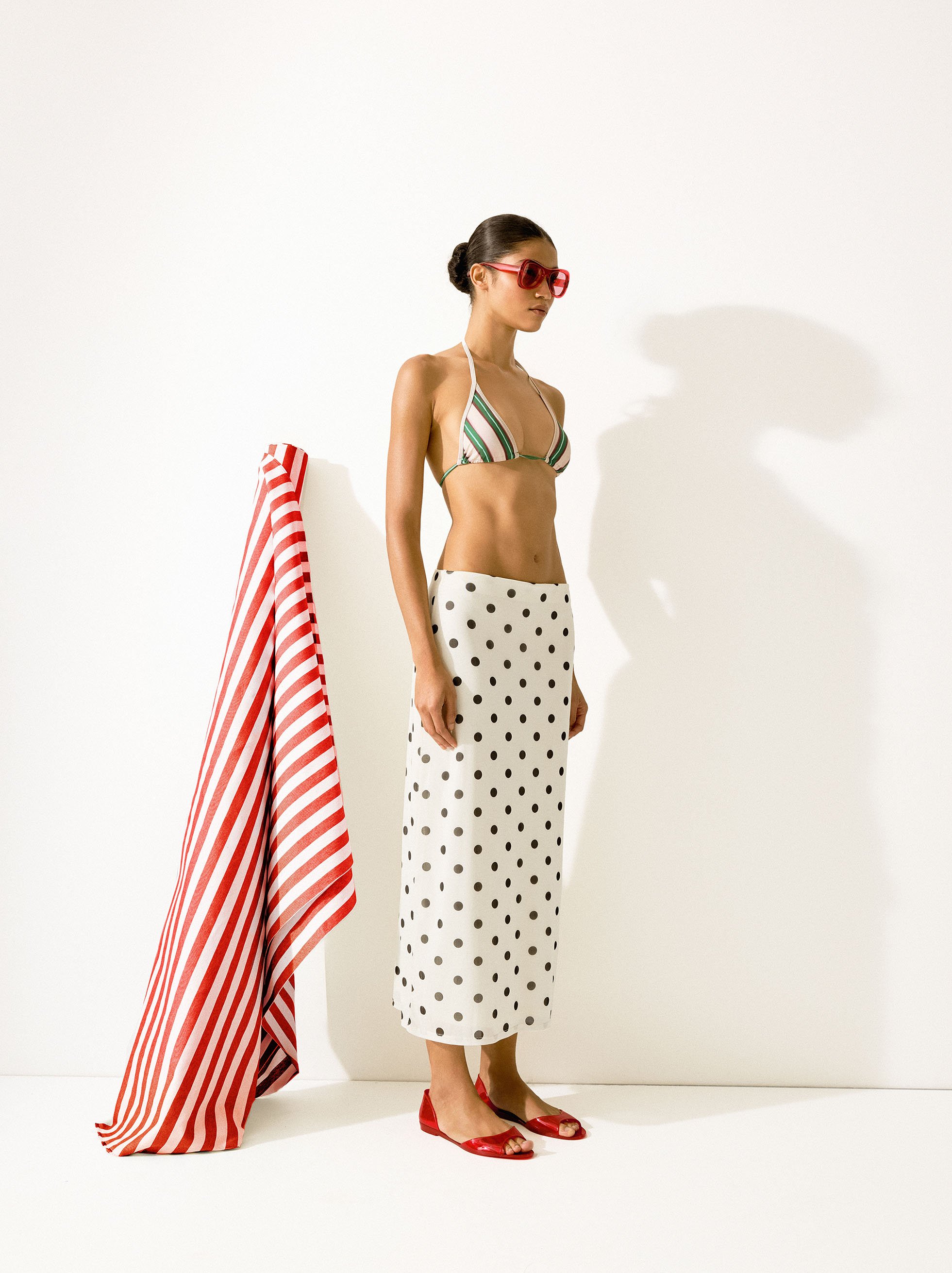 Long skirt with polka dots