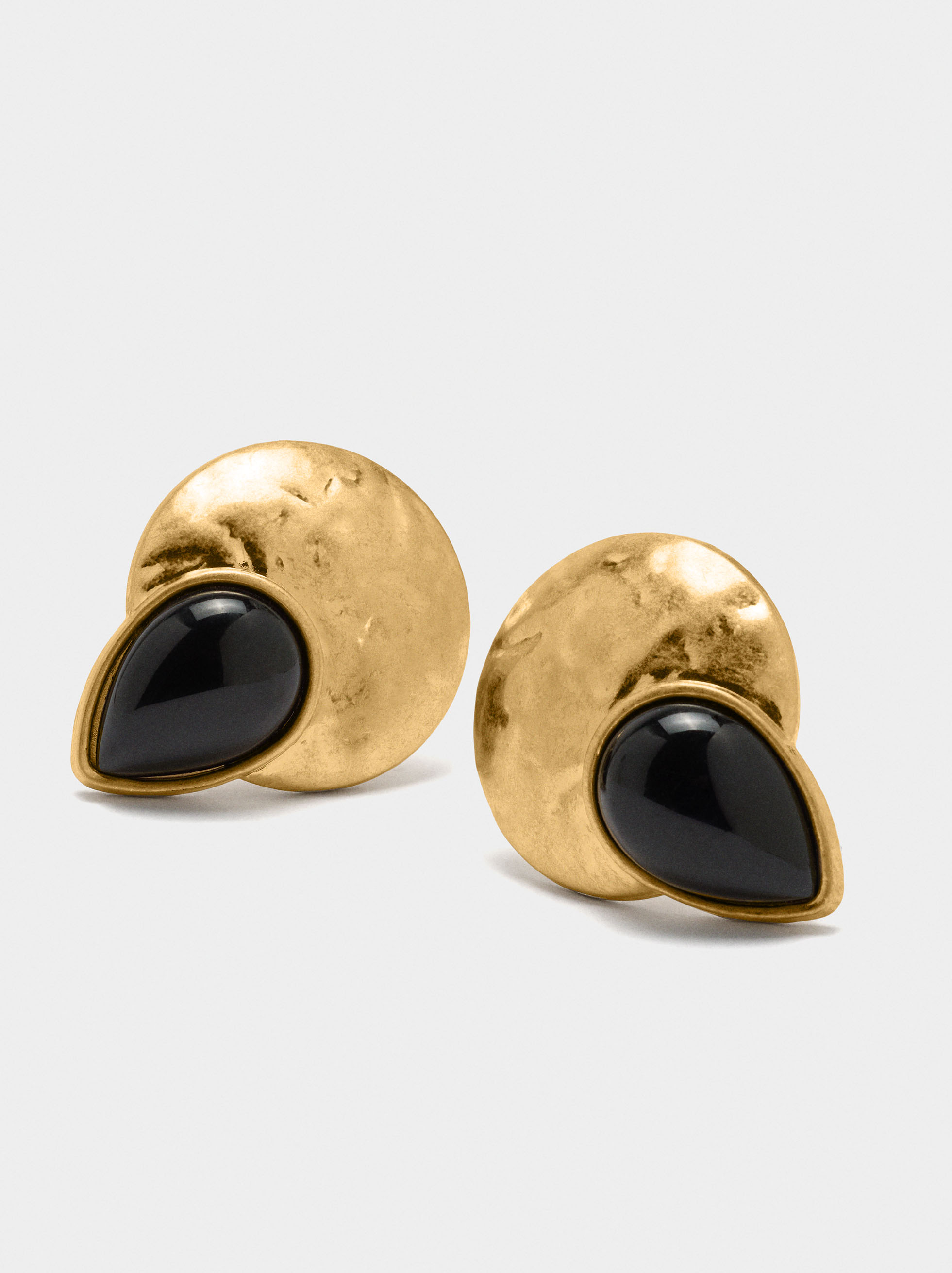 Round earrings with resin image number 1.0