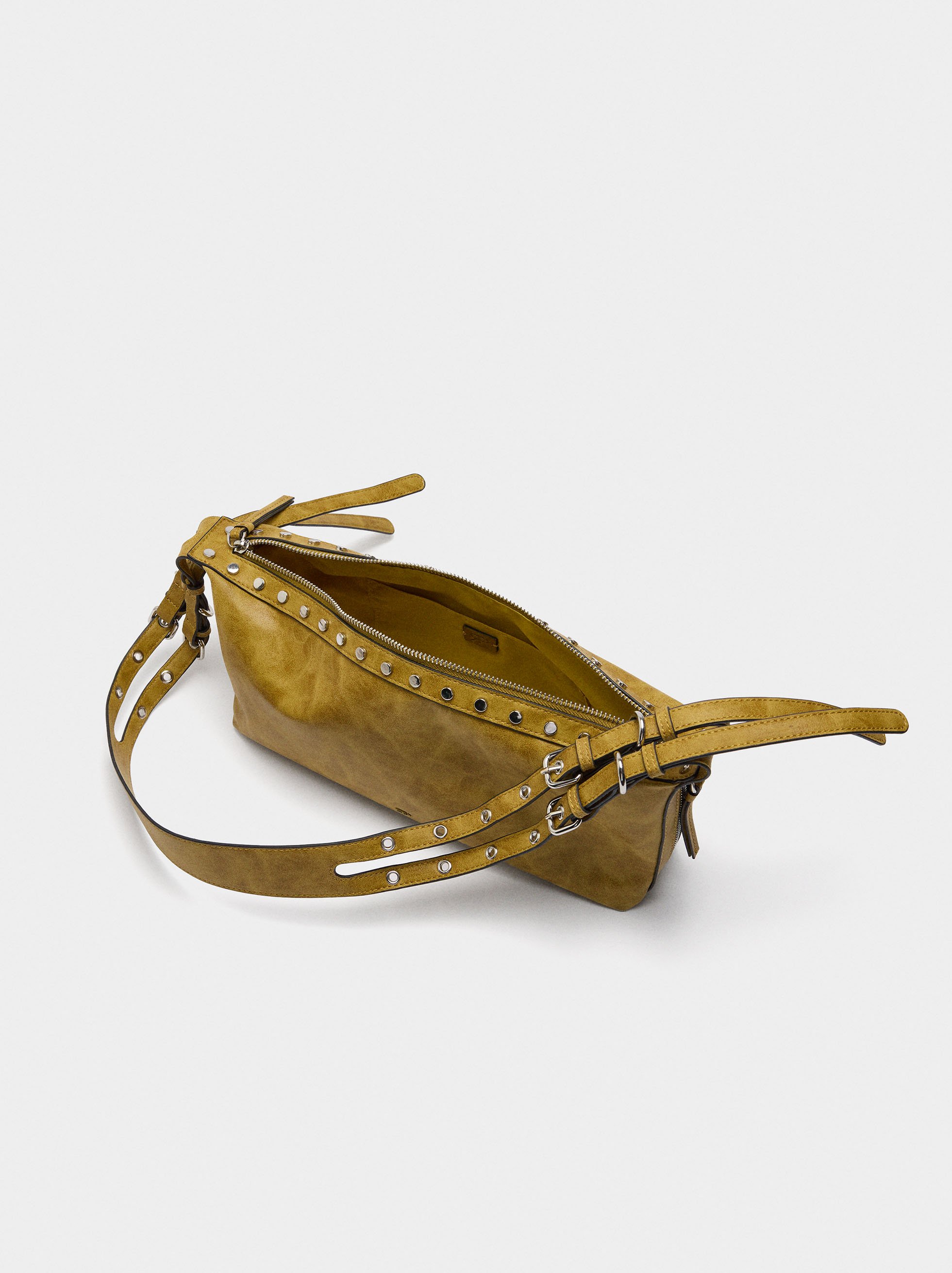 Shoulder bag with studs  image number 3.0