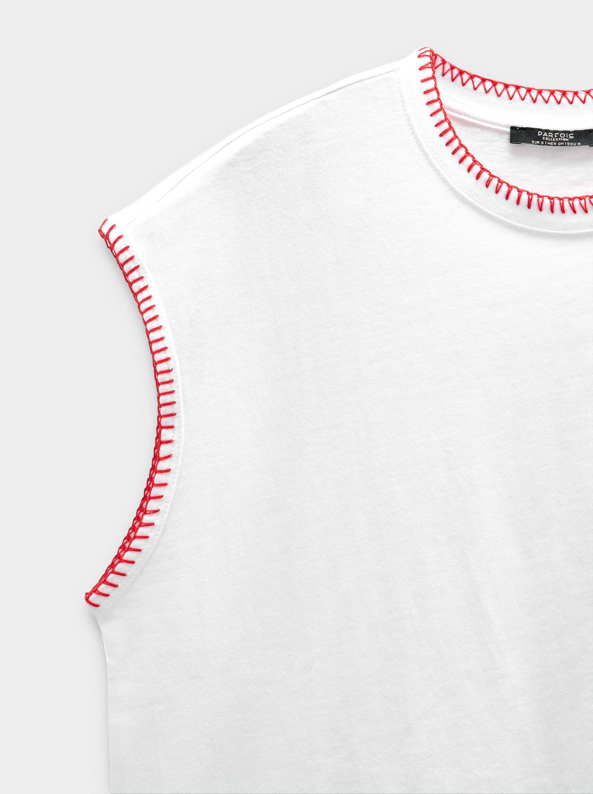 100% Cotton t-shirt with marked edges image number 5.0