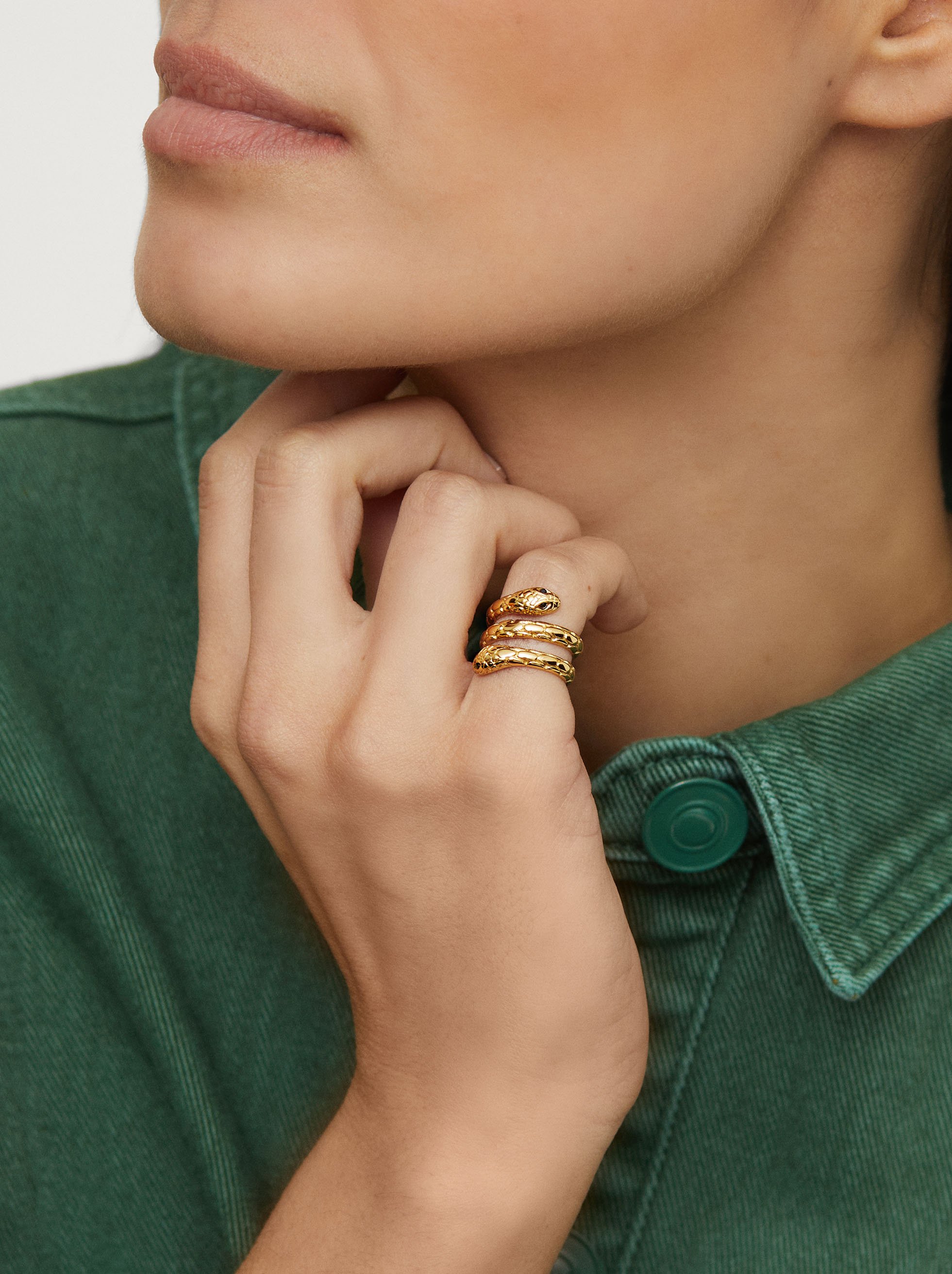 Gold Pinky Finger Snake Ring – LAURA CANTU JEWELRY US