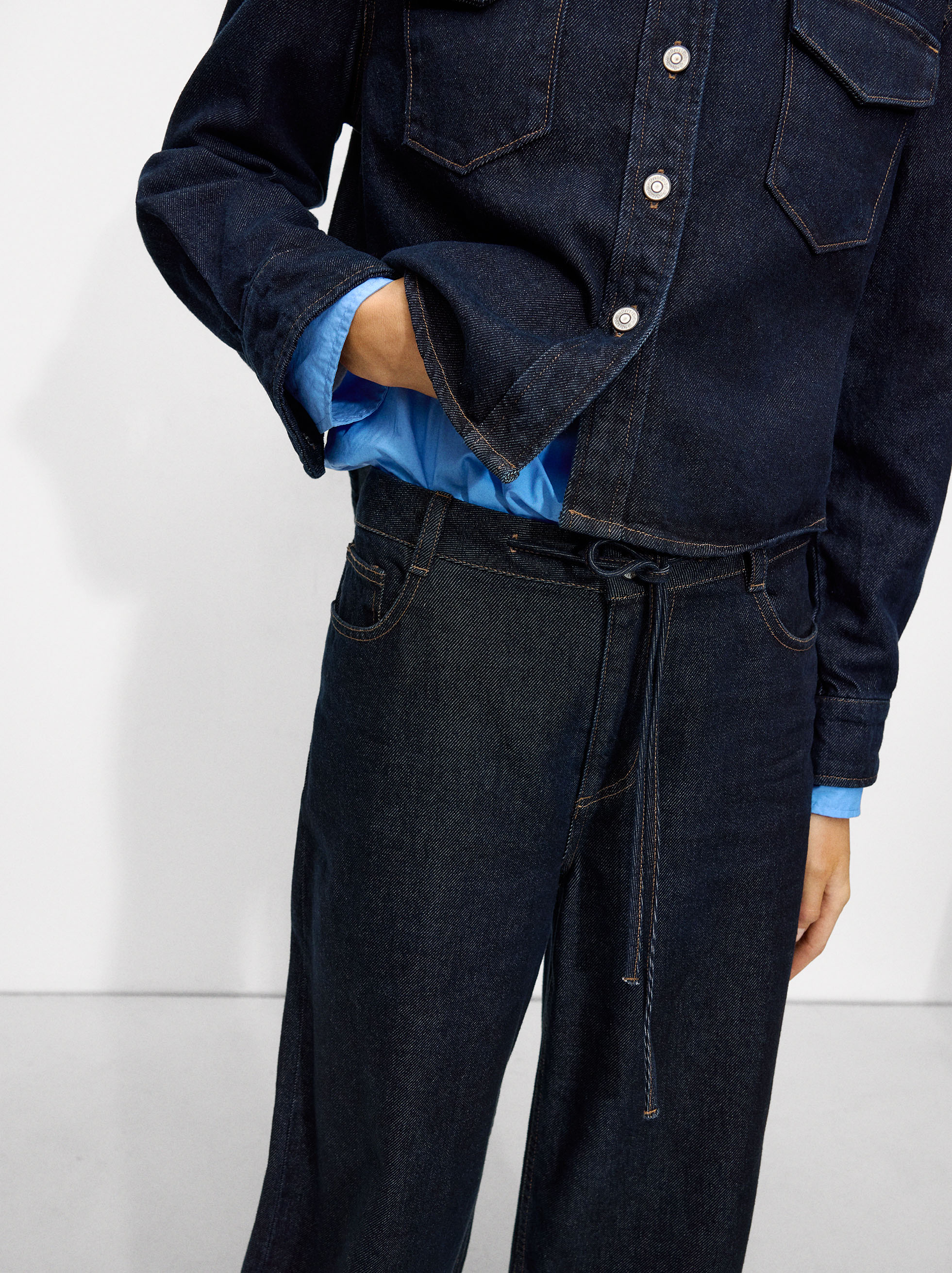 Jeans with drawstring image number 4.0