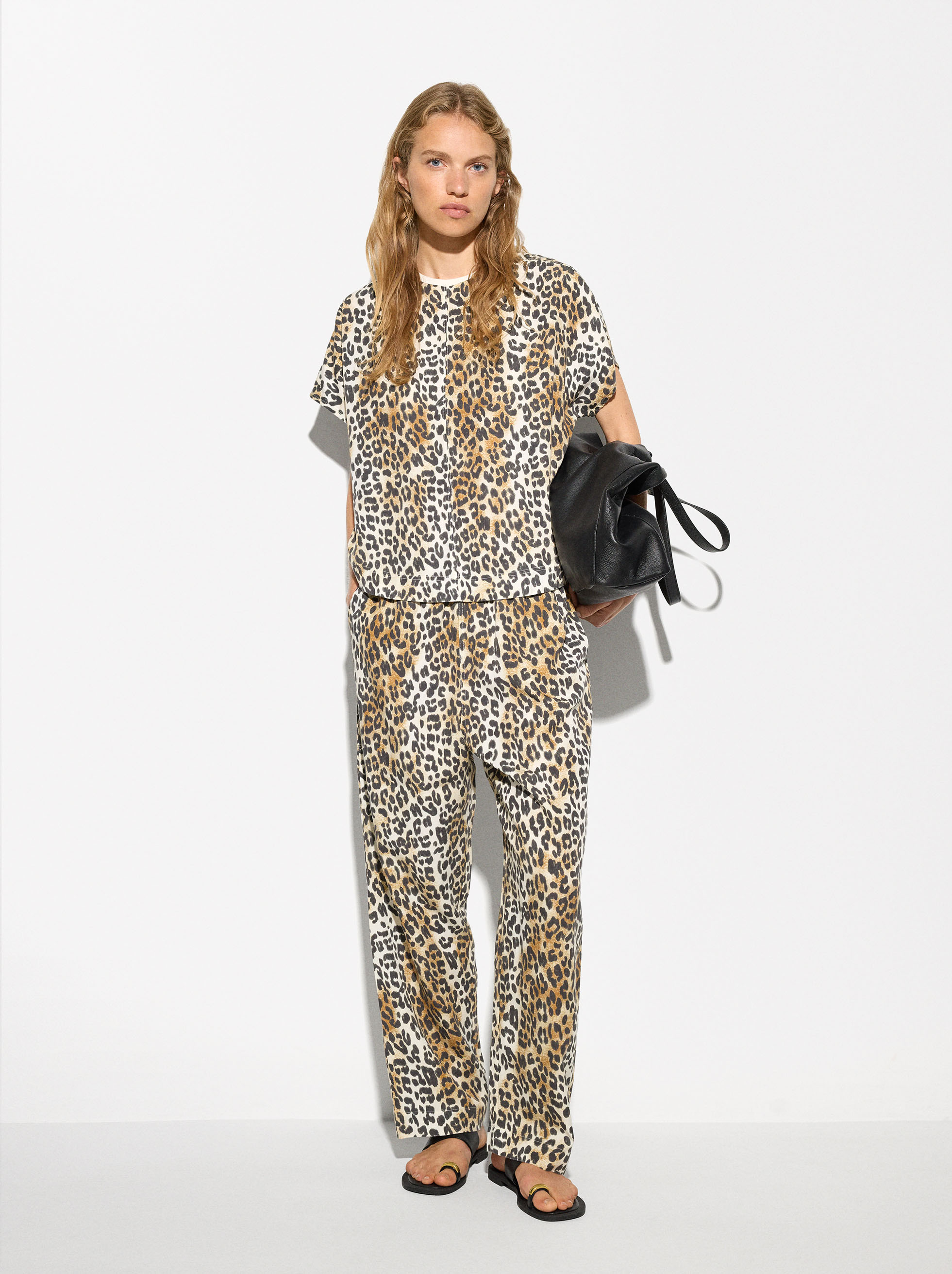 Leopard print trousers image number 1.0