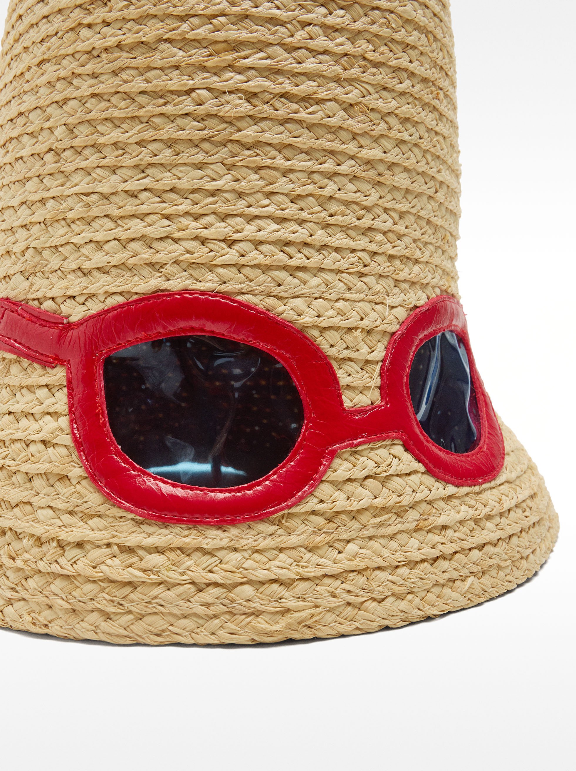 Sombrero efecto rafia con gafas de sol image number 2.0