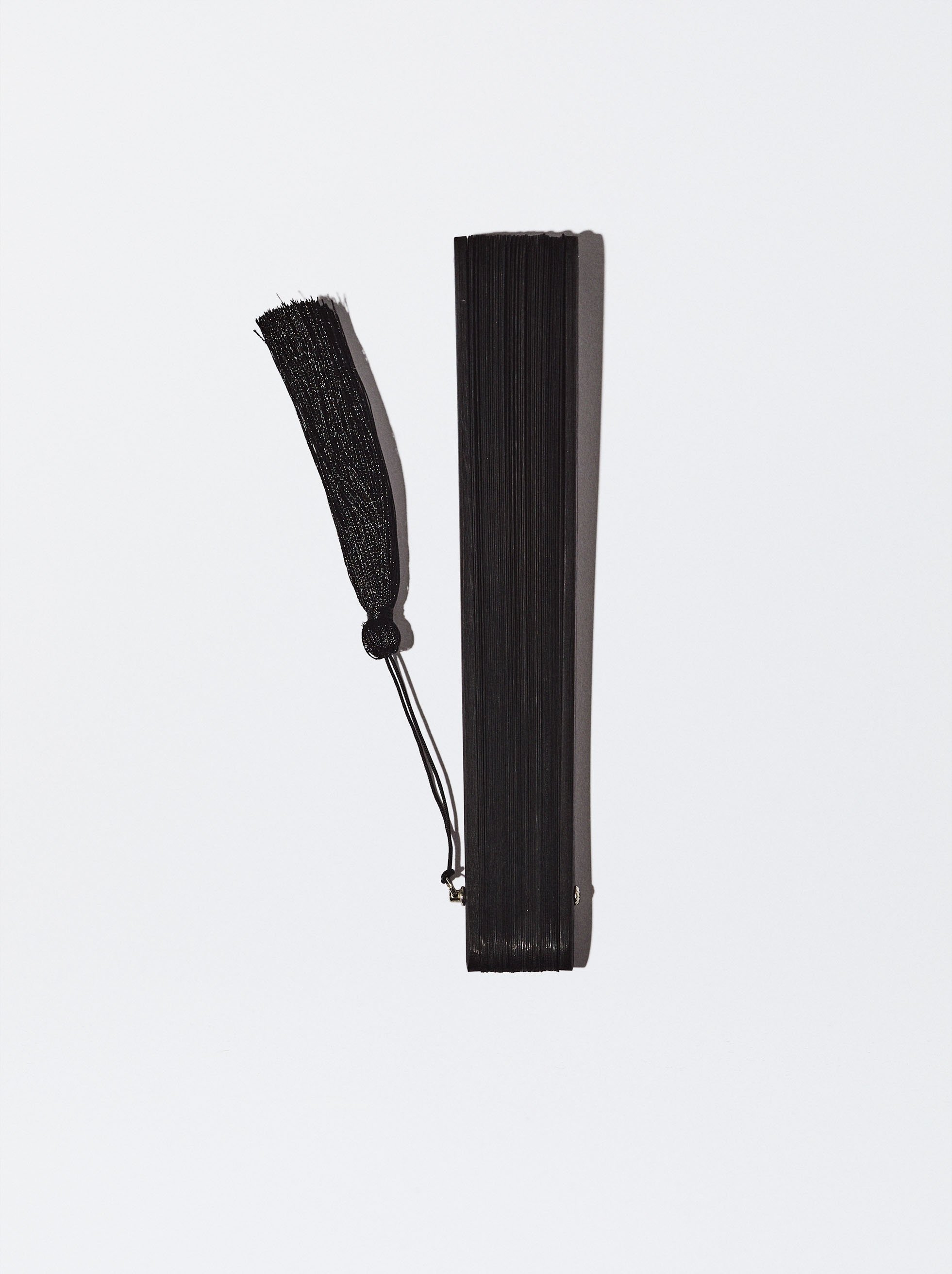Bamboo perforated fan image number 2.0