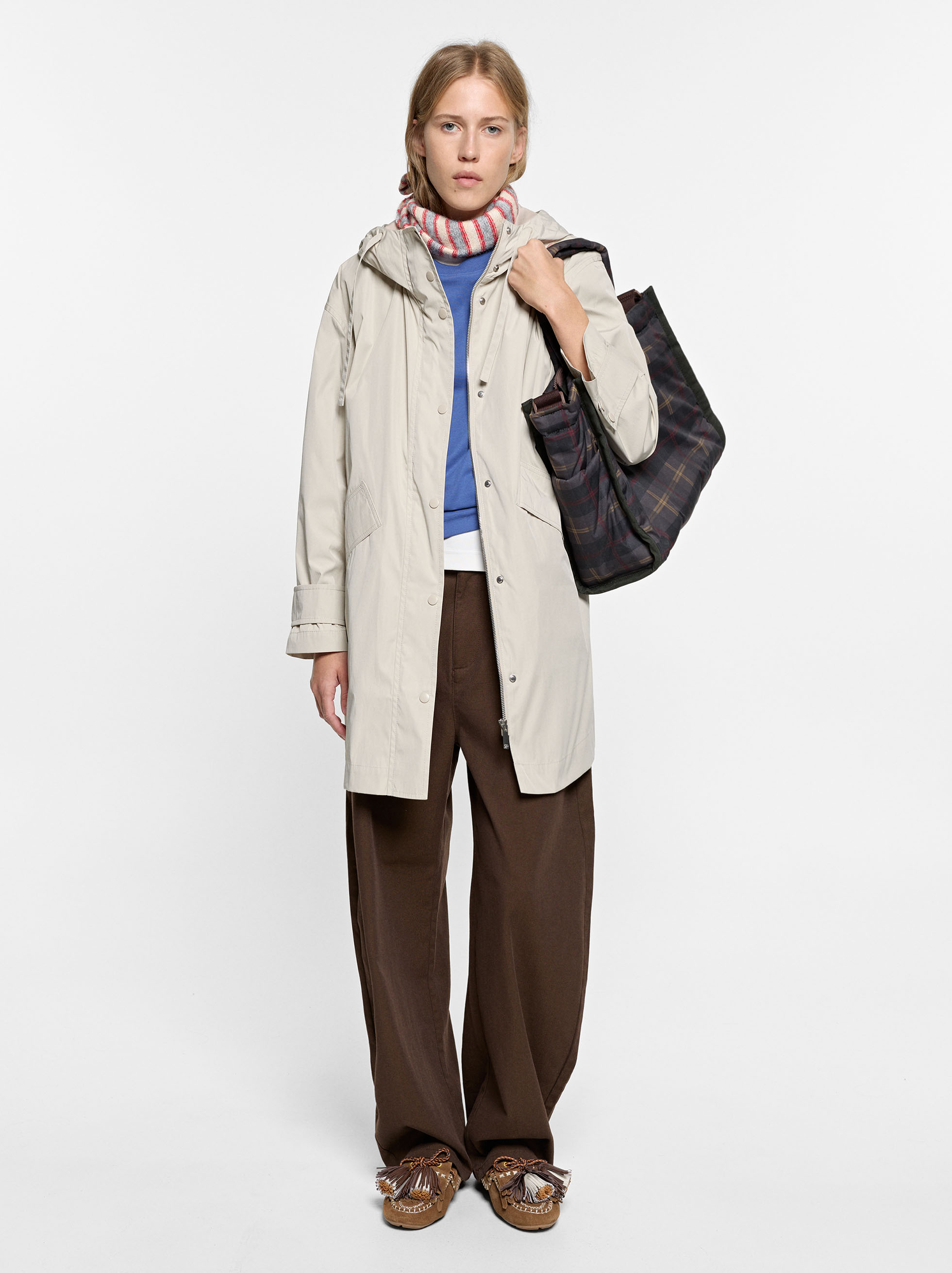 Plain coat with hood image number 3.0