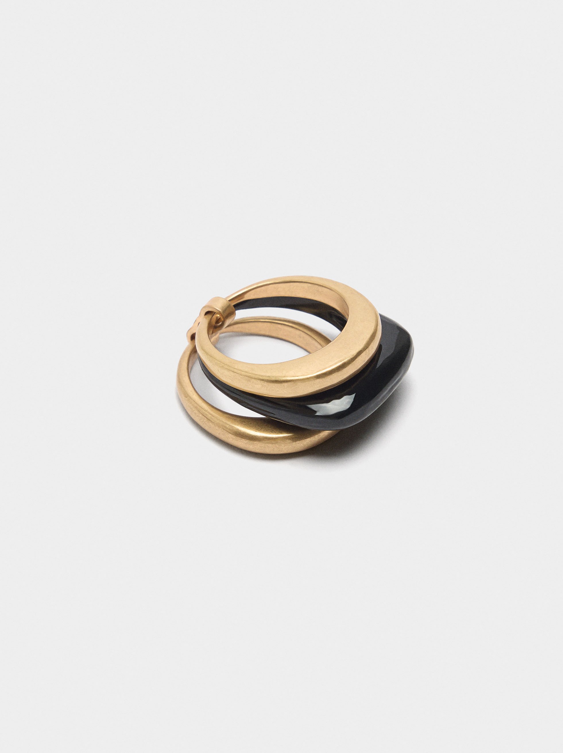 Plain triple ring image number 2.0