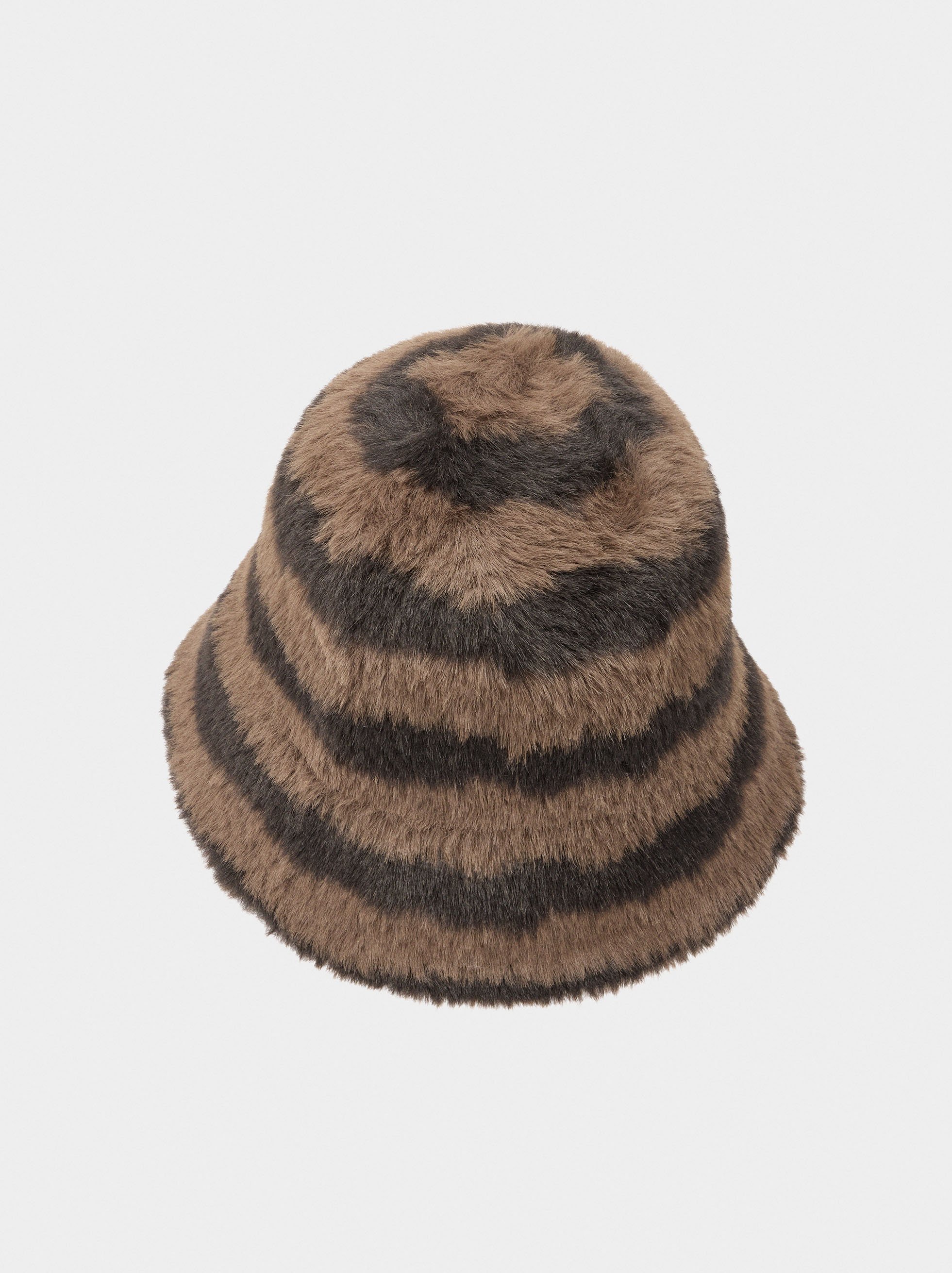 Bucket bag hat with fur effect image number 2.0