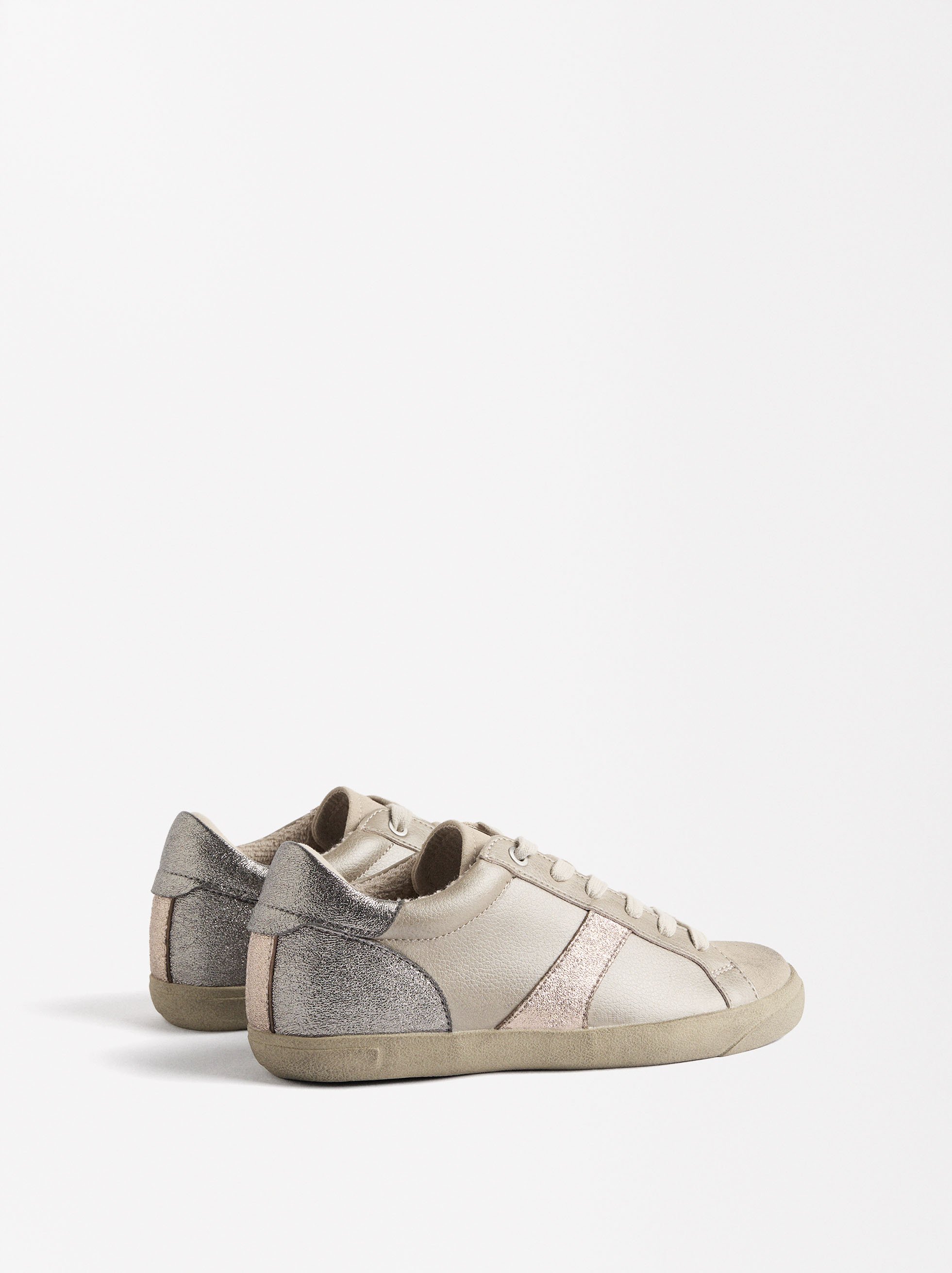 Contrast sneakers image number 3.0
