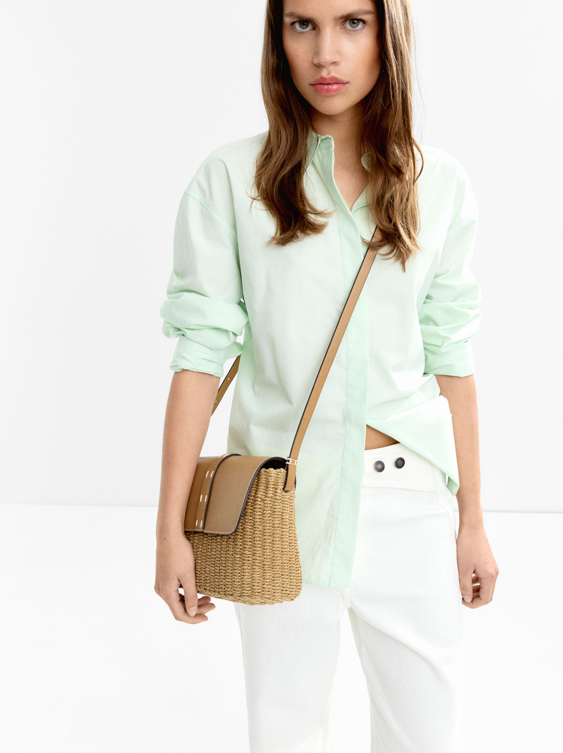 Crossbody bag with straw effect image number 1.0