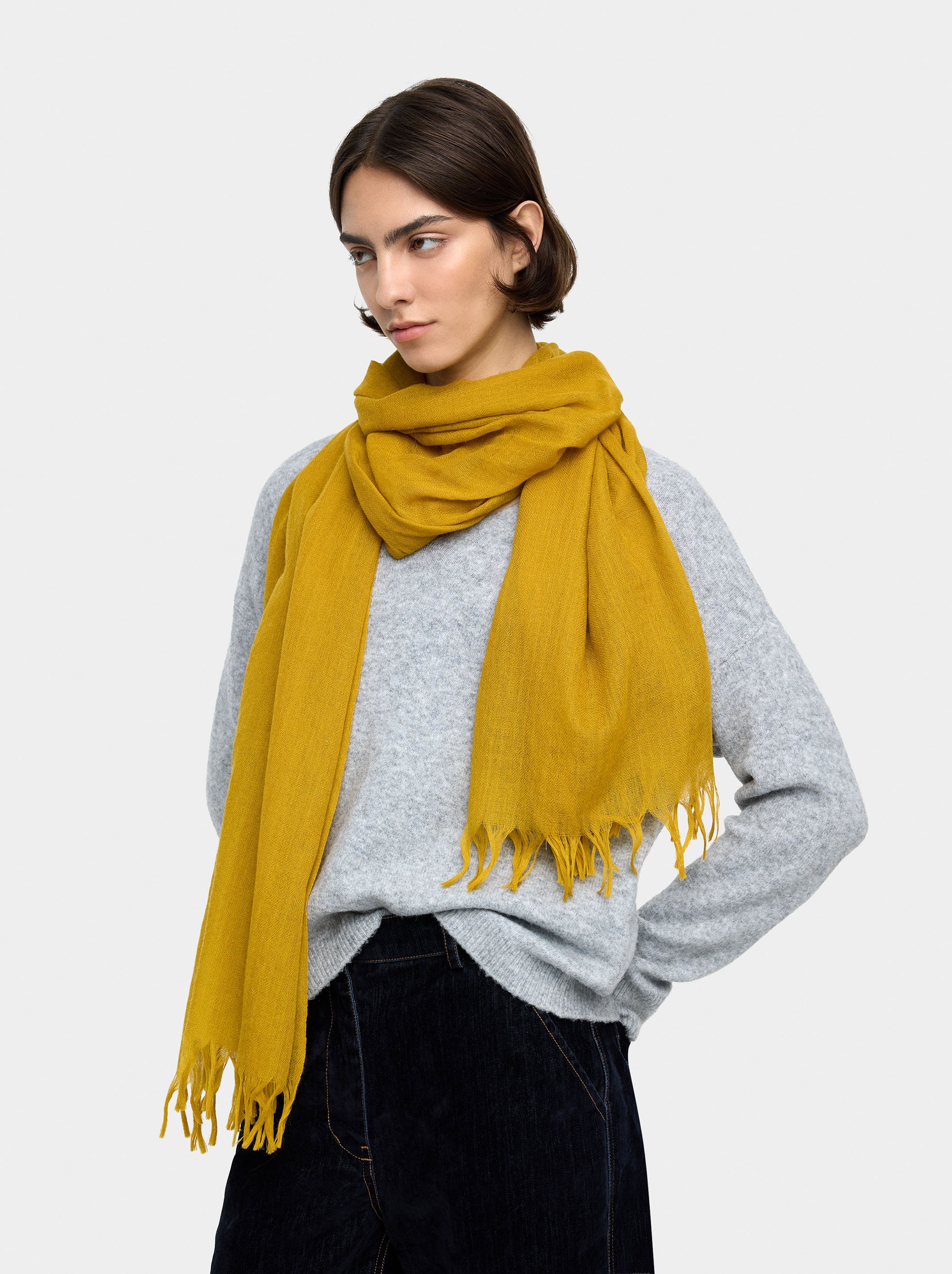 Pashmina en laine avec franges image number 1.0