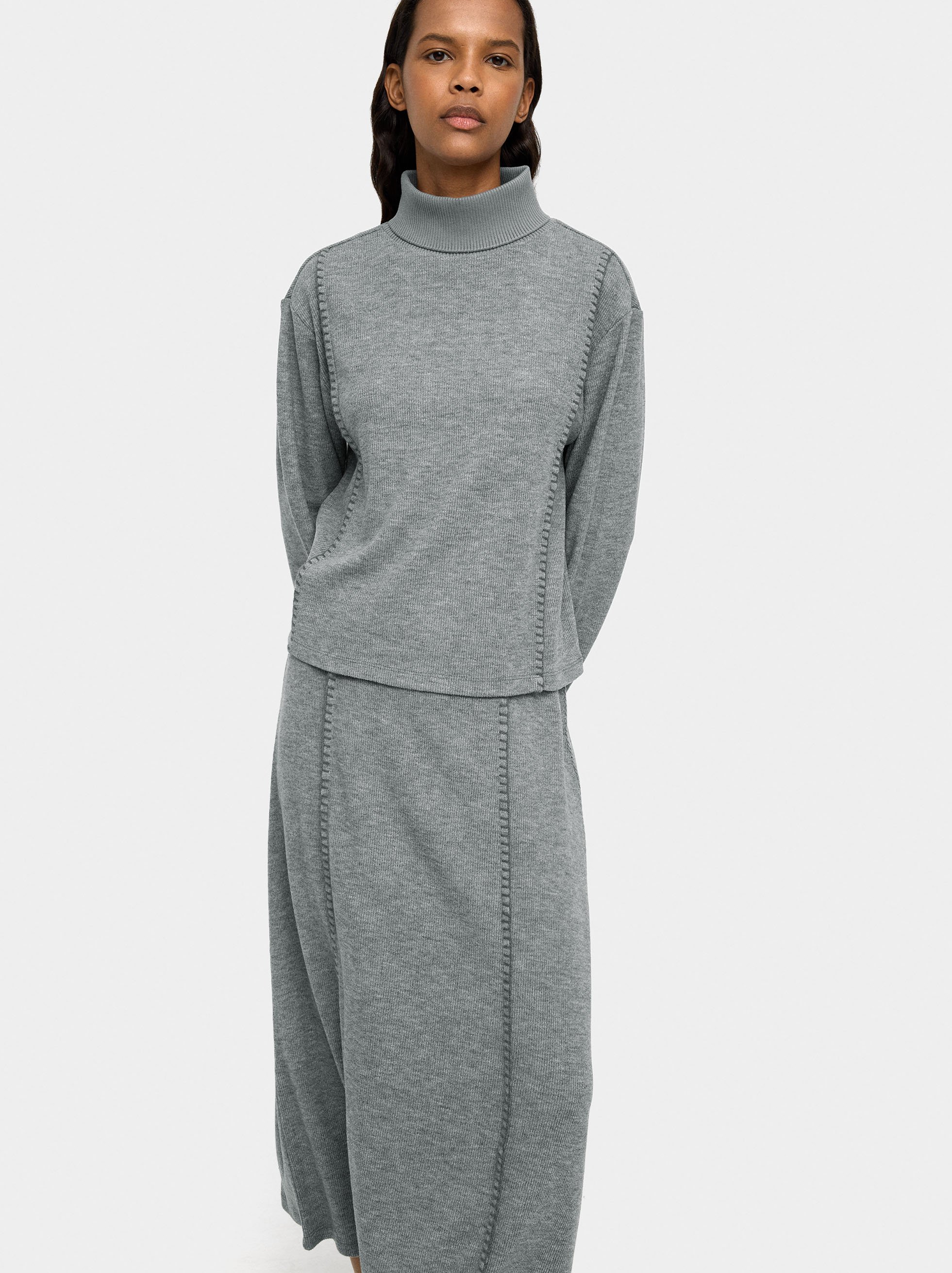 Ribbed sweater with turtleneck image number 0.0