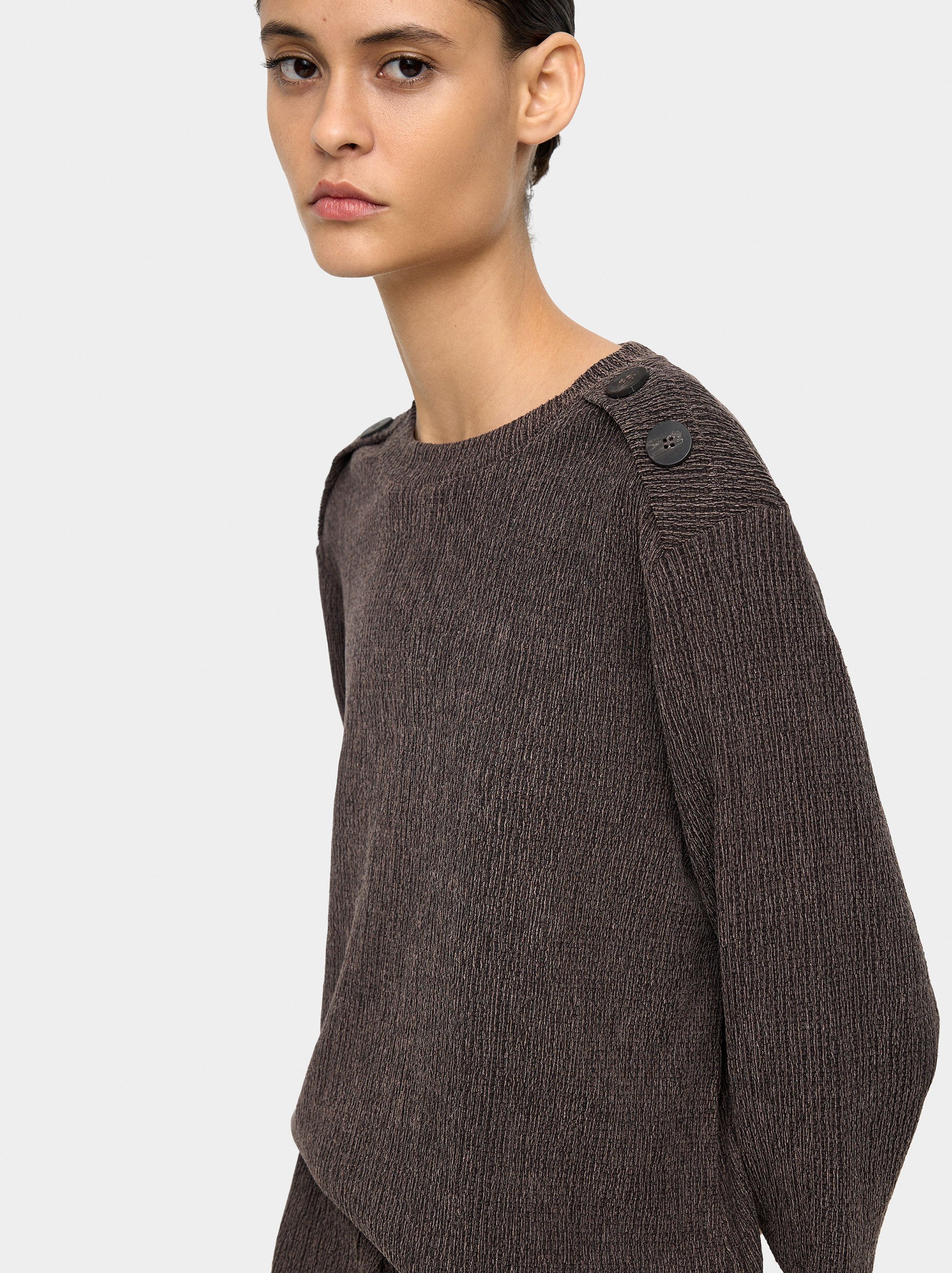 Jersei amb textura i detall de botons image number 0.0