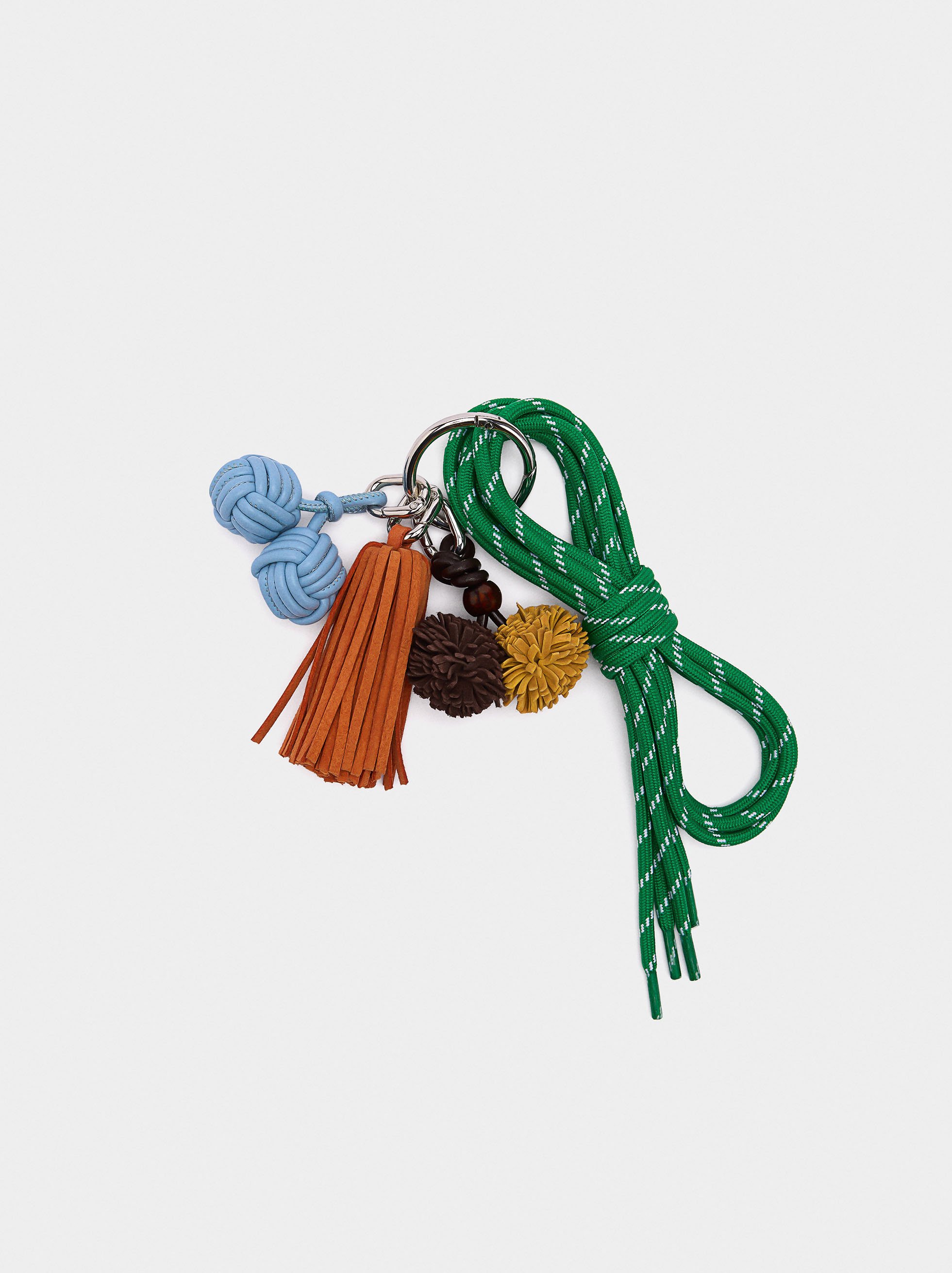 Lacets avec pendentif  image number 2.0