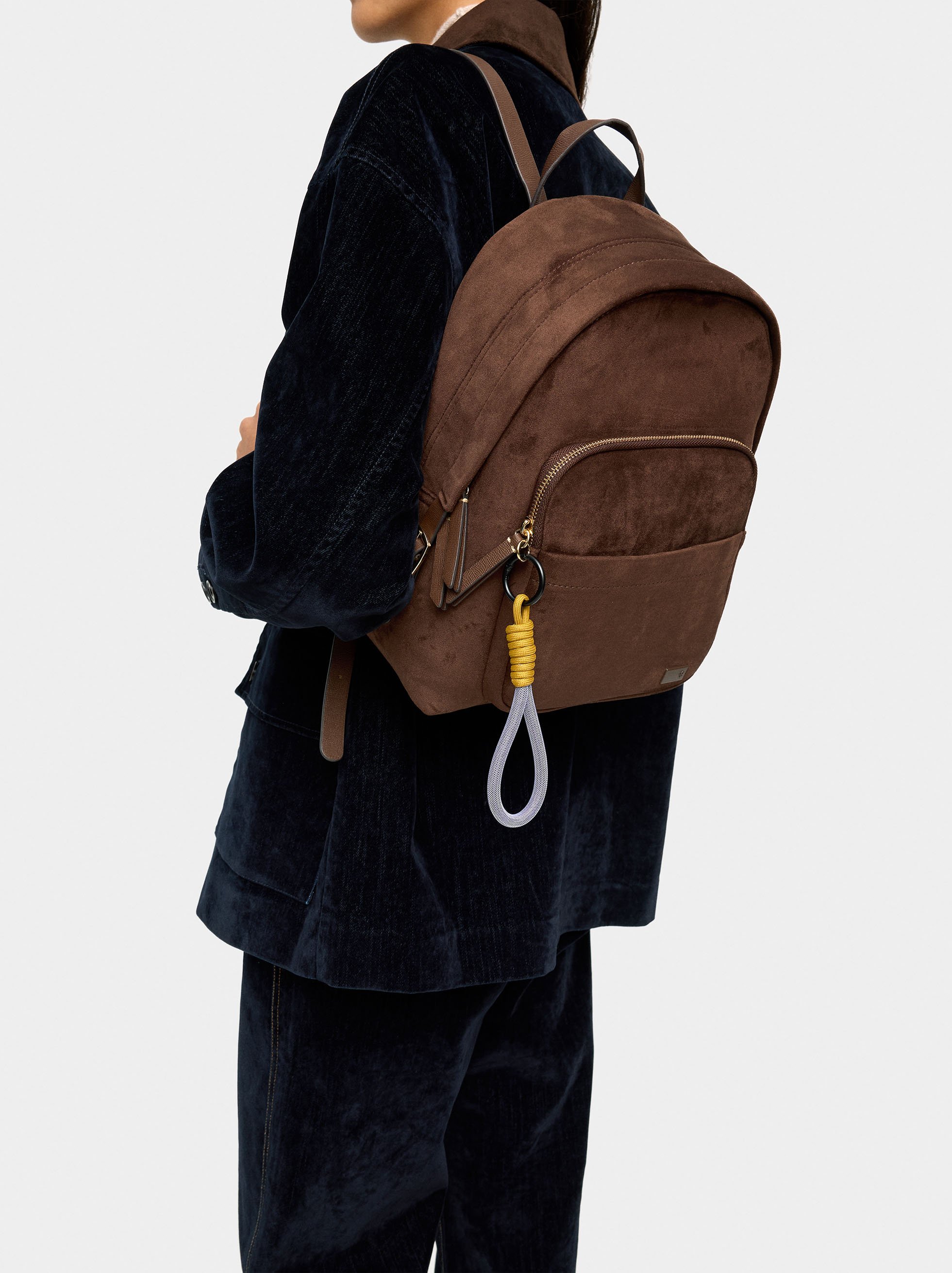 Basic backpack with pendant image number 1.0