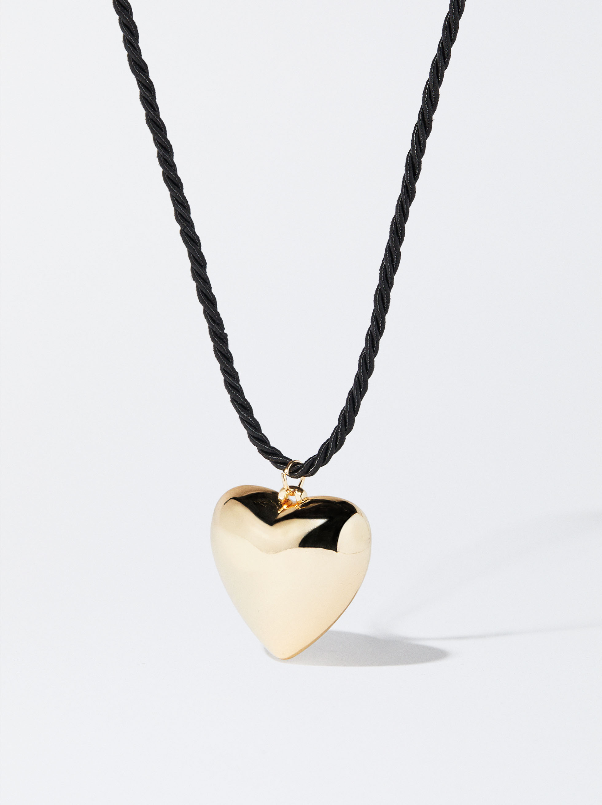 Collar cordón corazón  image number 1.0
