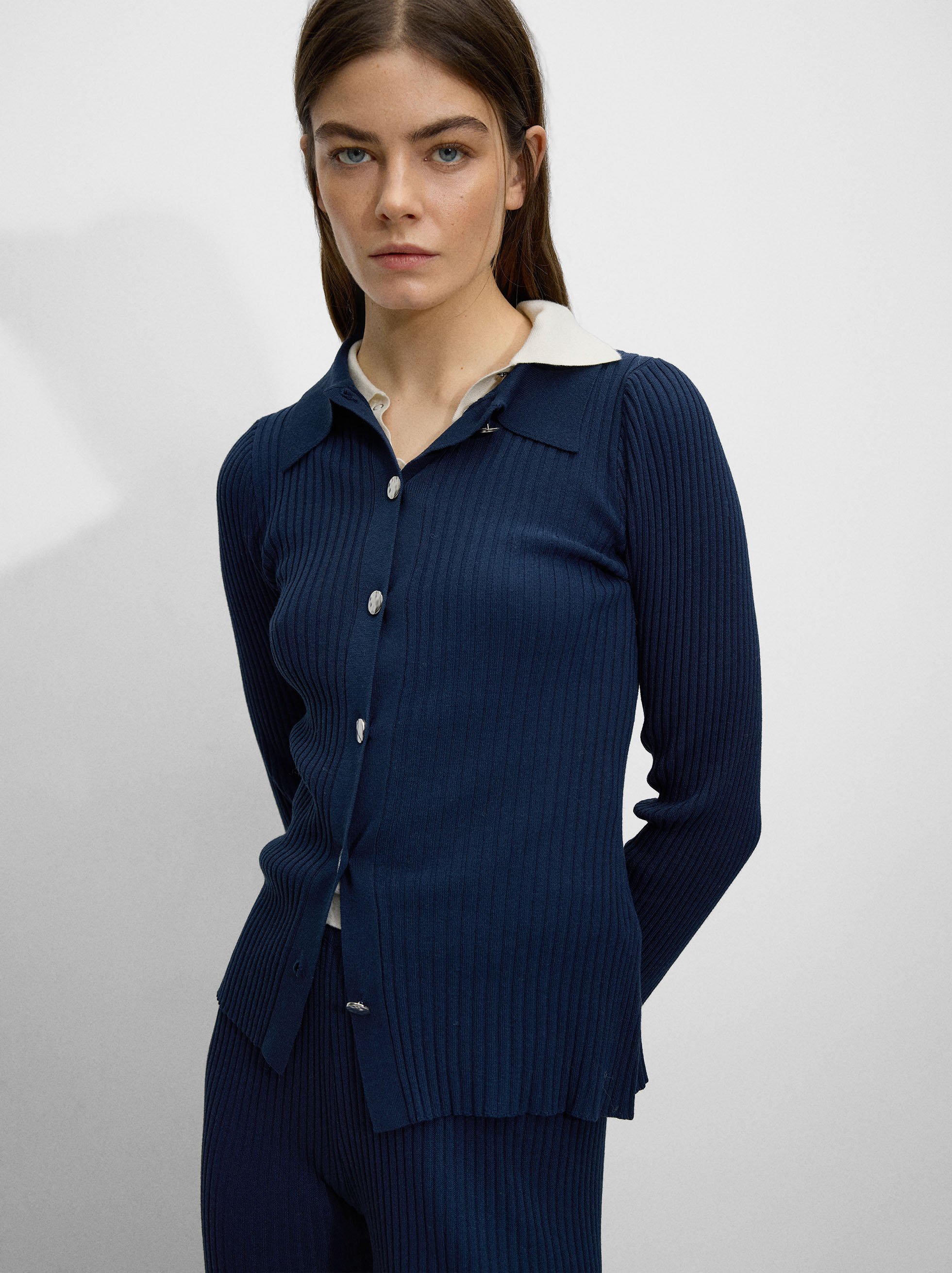 Knit cardigan image number 0.0