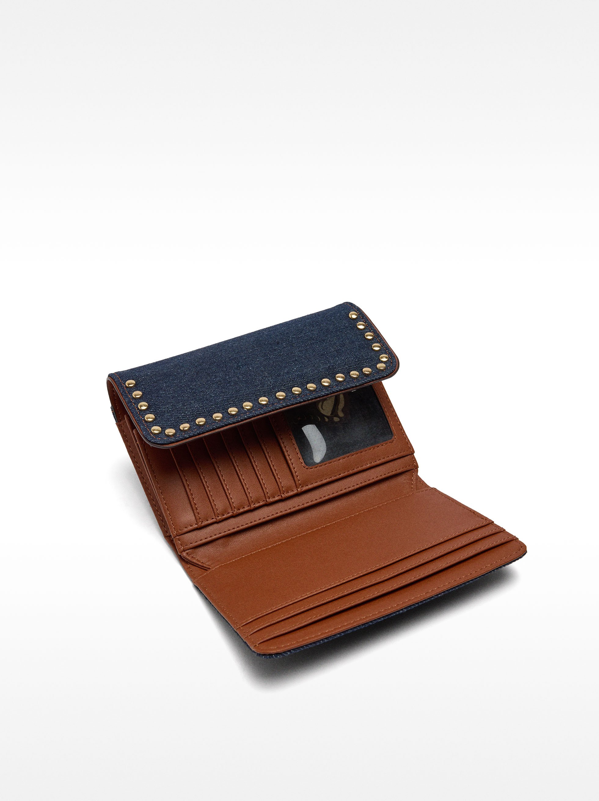 Denim wallet with studs image number 4.0