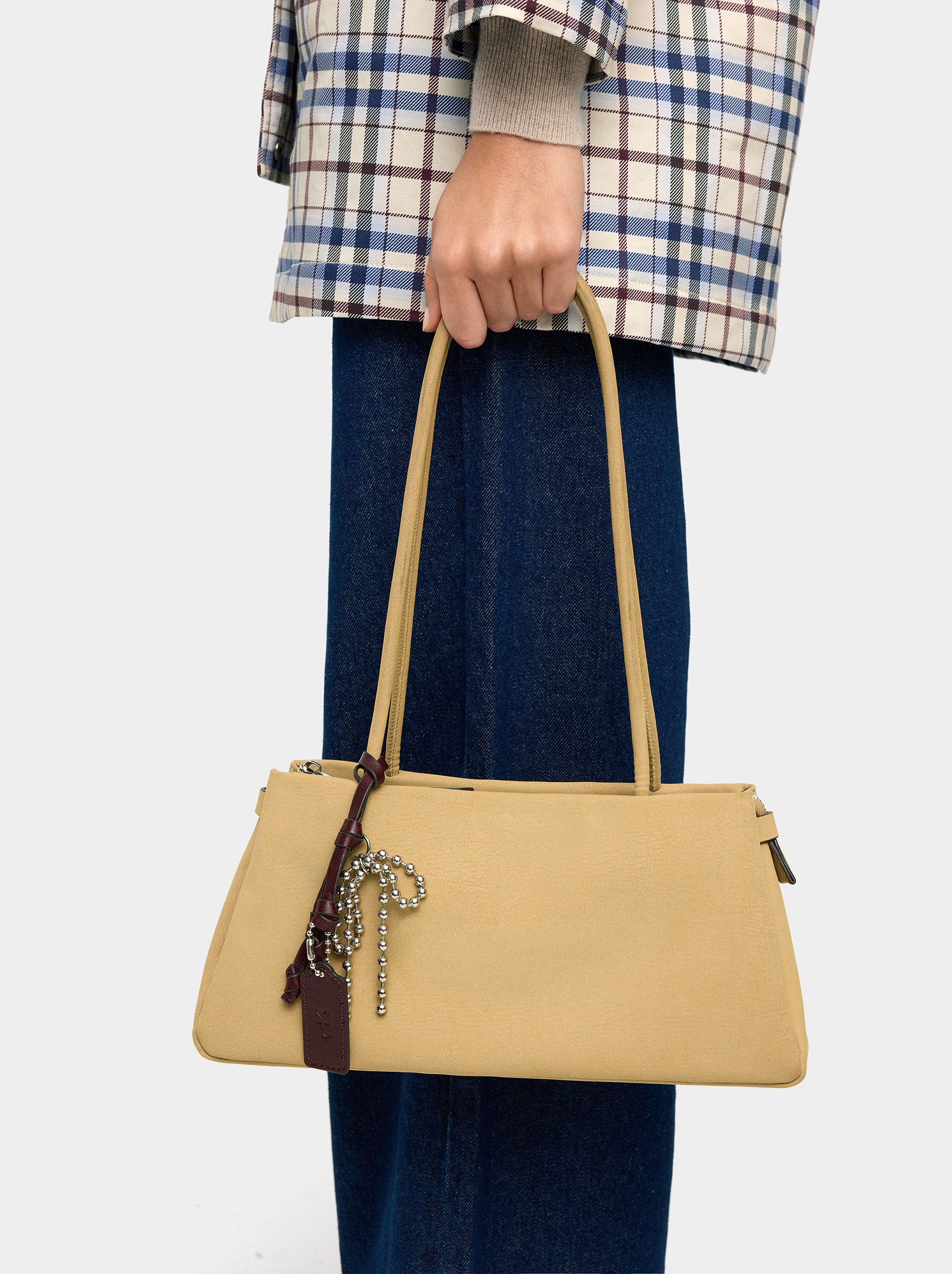 Leather-effect shoulder bag with pendant image number 1.0