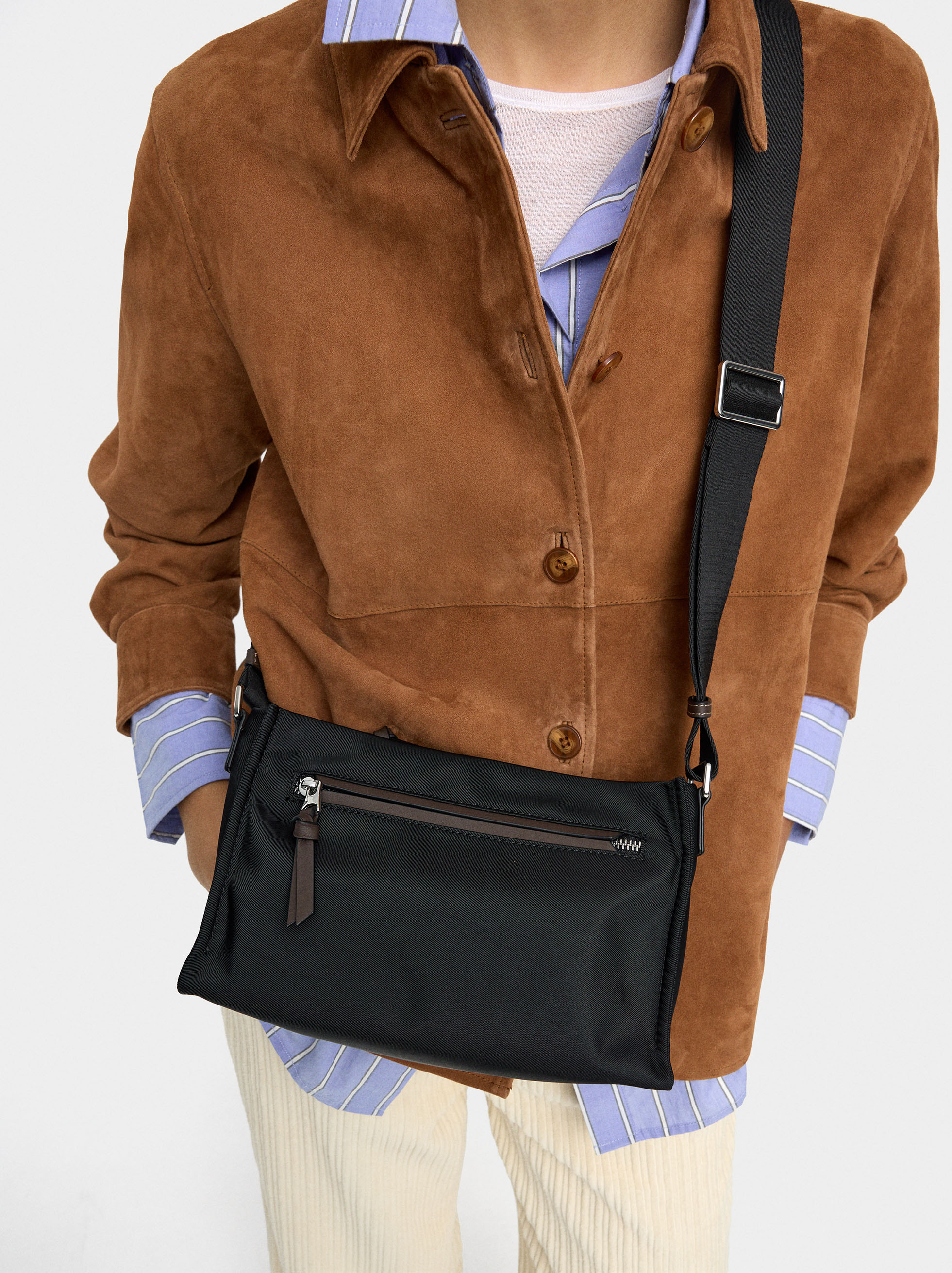 Sac bandoulière en nylon M image number 1.0