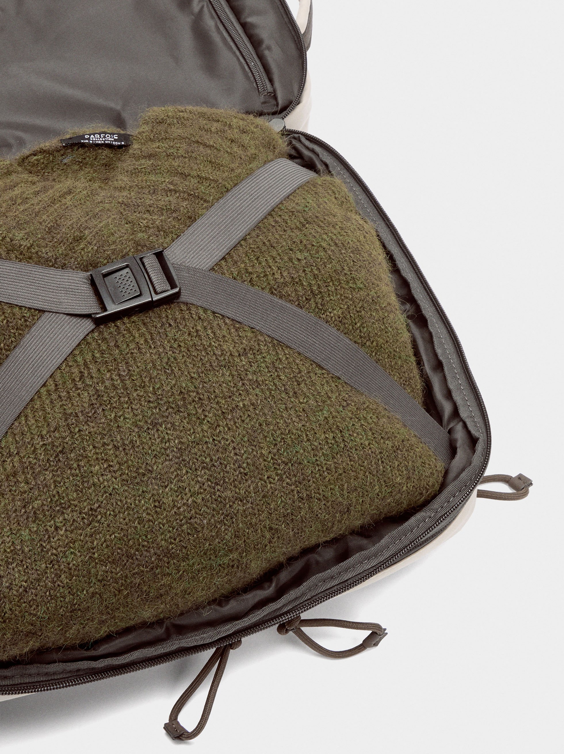 Mochila de cabina de nylon image number 6.0