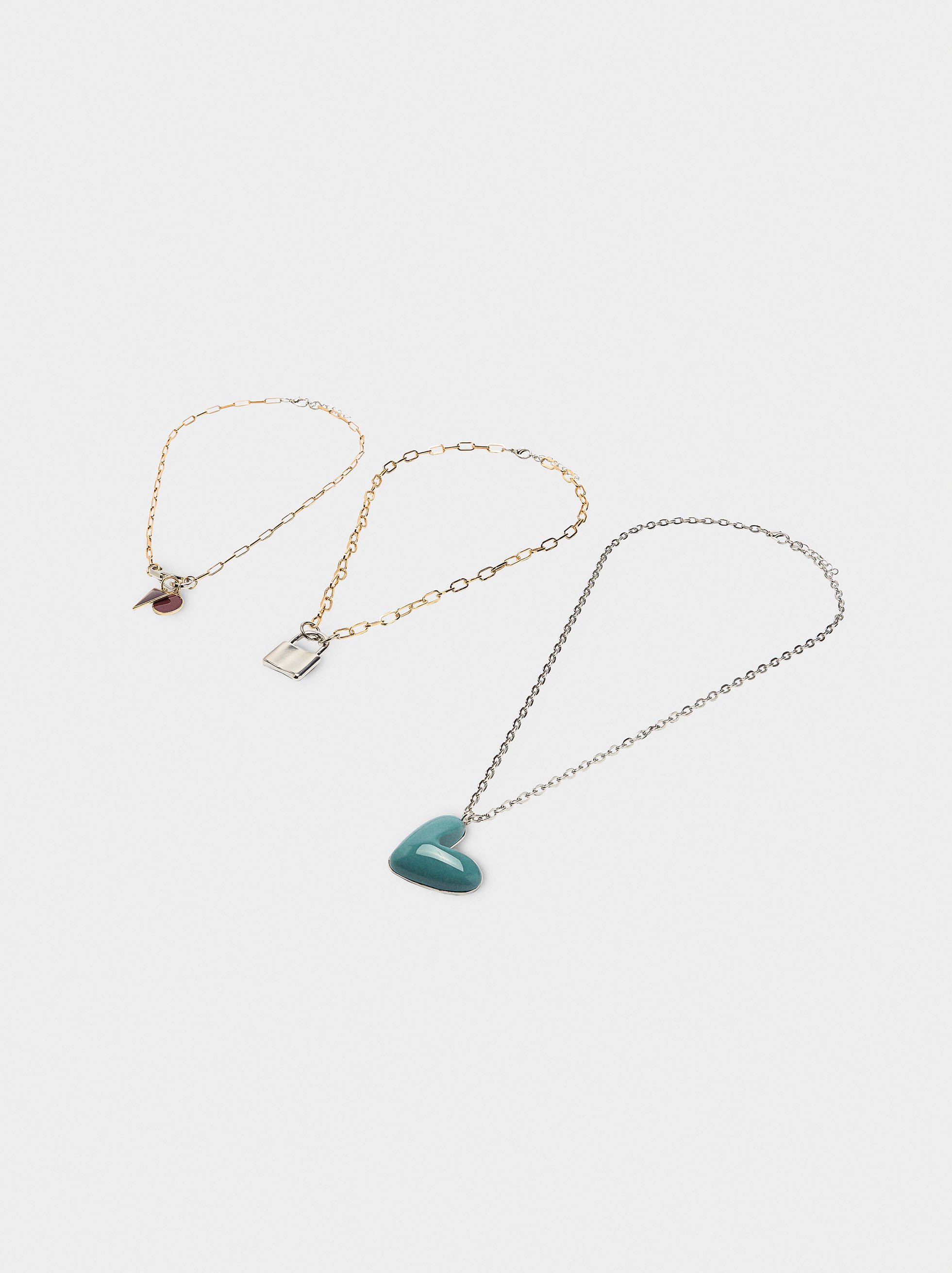 Set of necklaces with heart links image number 2.0