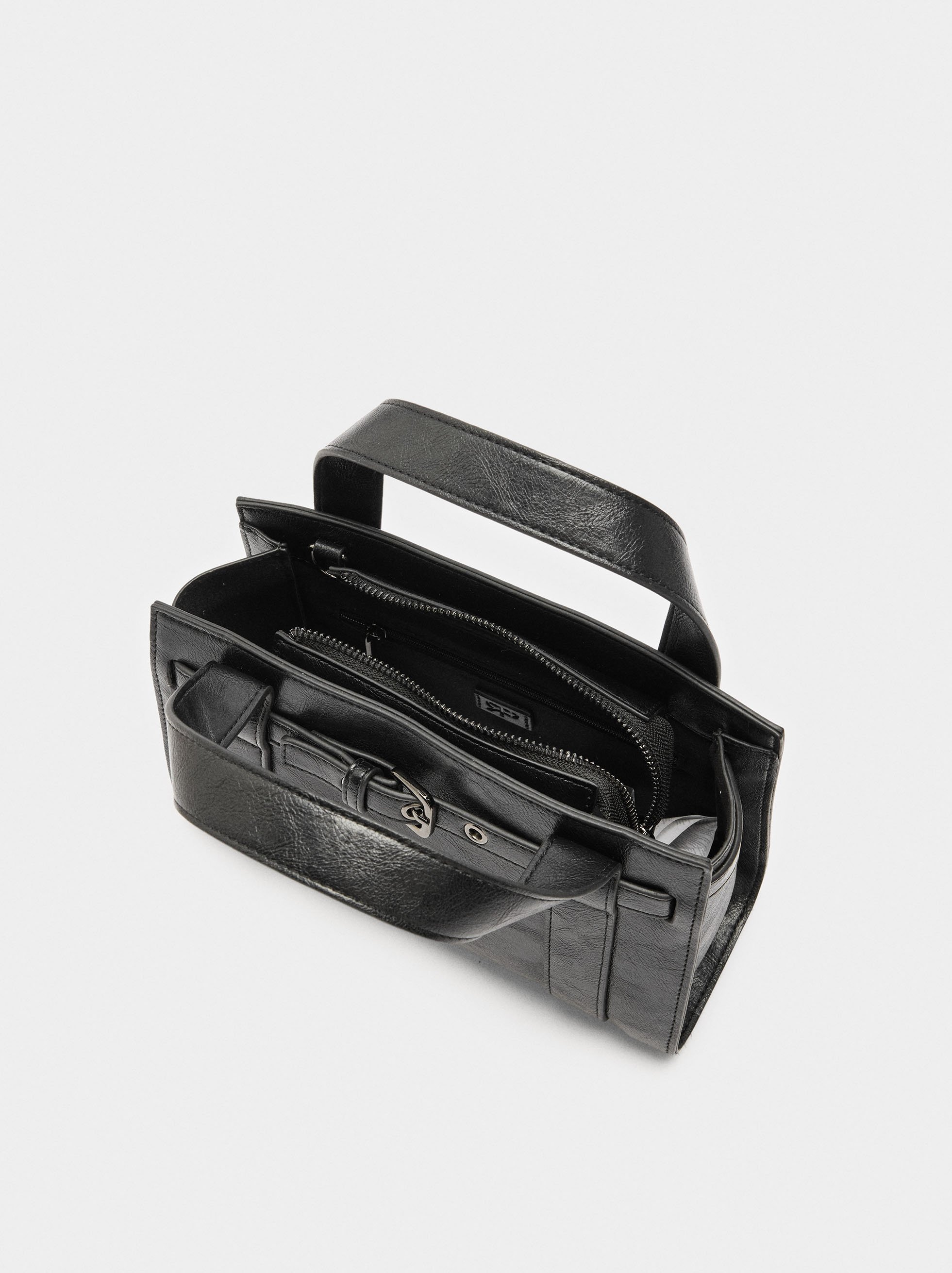 Tote bag with buckle image number 3.0