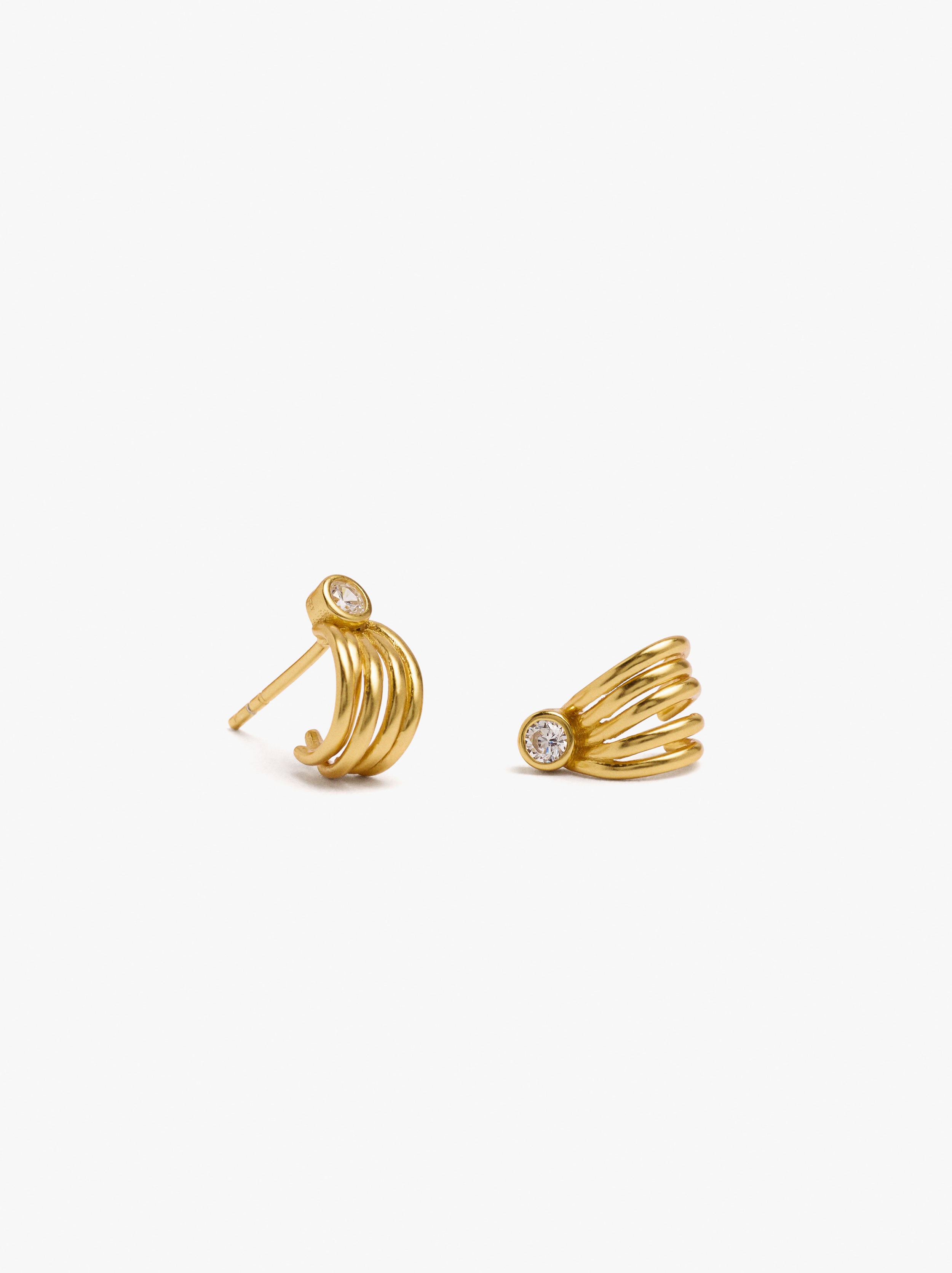 Aros ricados con circonitas ba&ntilde;o de oro 18k - plata de ley 925 image number 1.0
