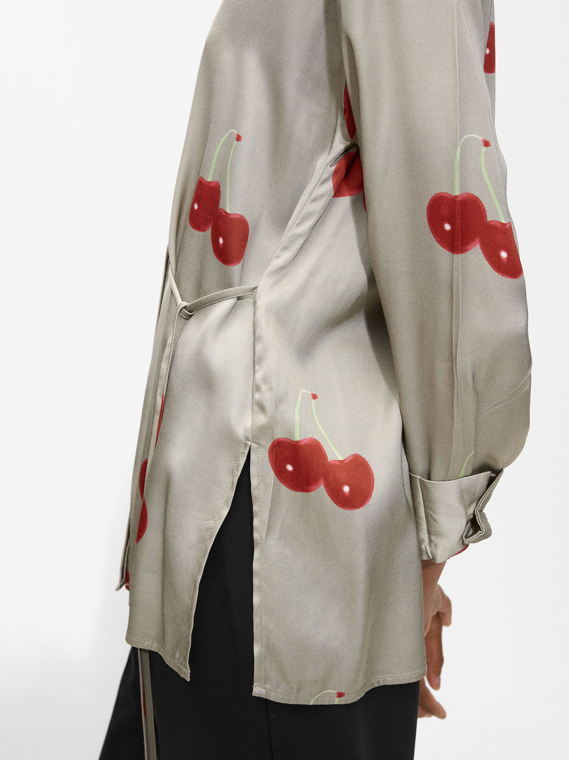 Printed shirt with cherry print image number 1.0