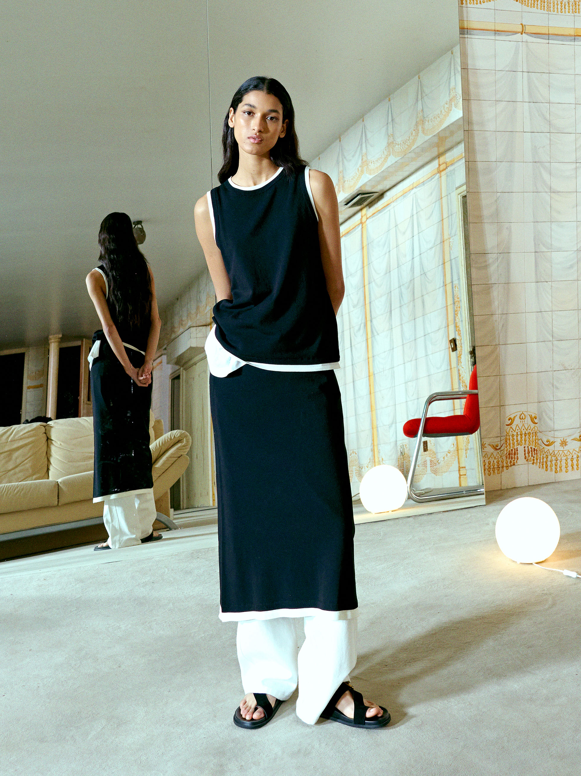 Contrast knit midi skirt
