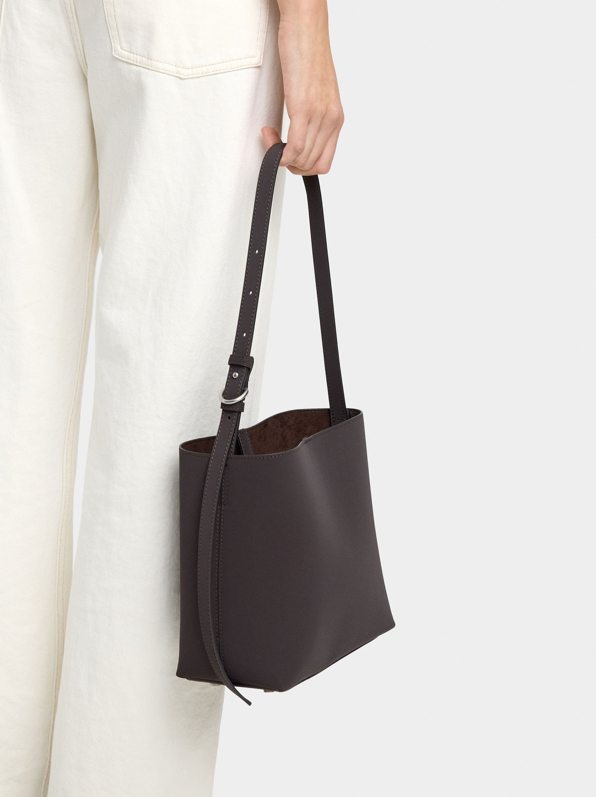 Shoulder bag with soft texture image number 1.0