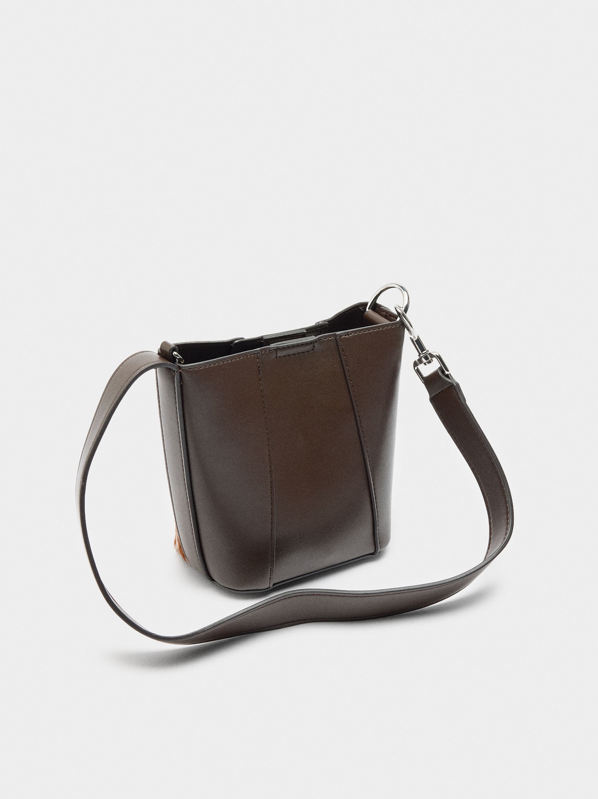 Bucket bag with leather details image number 5.0