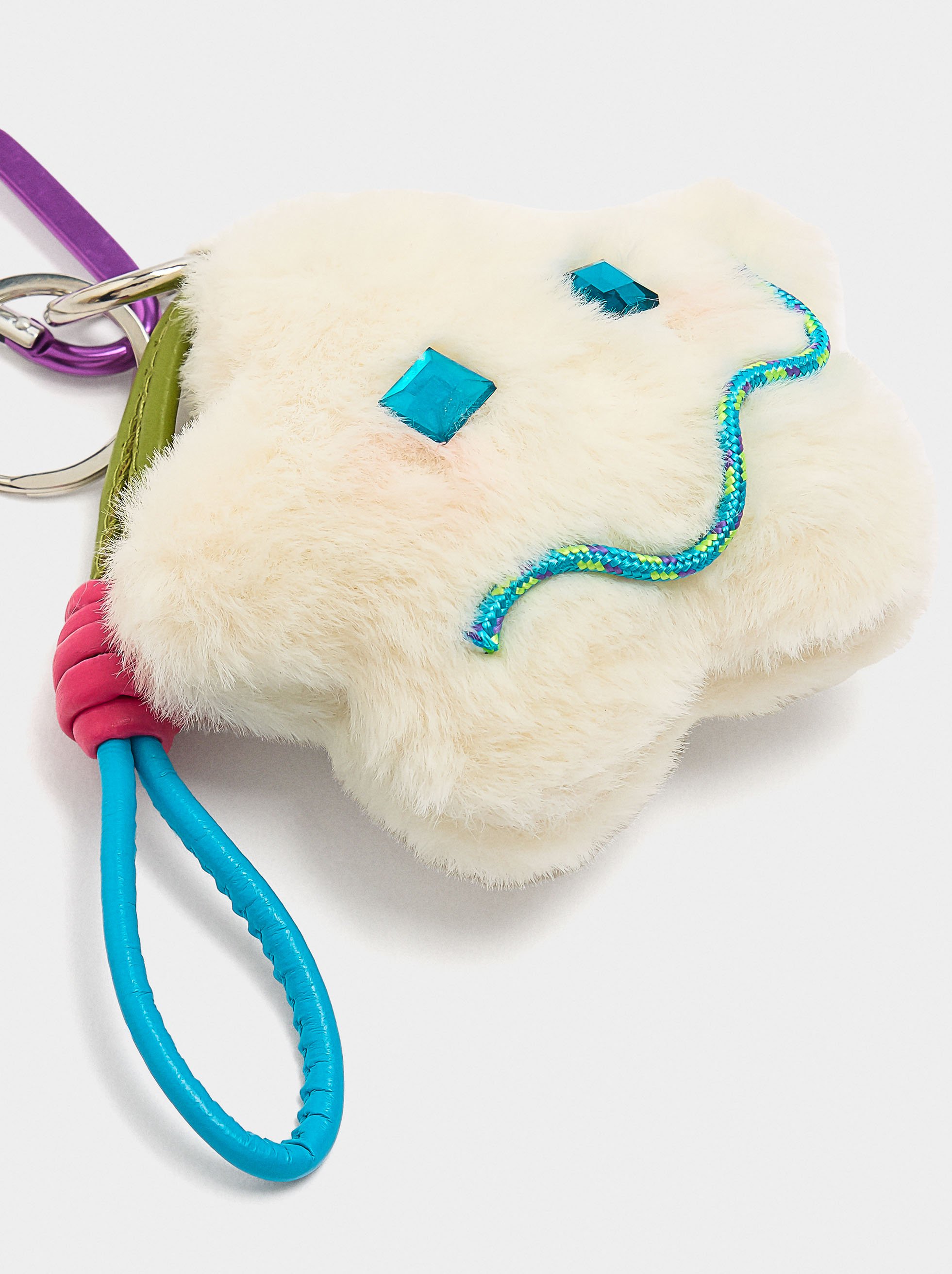 Star charm keychain image number 1.0