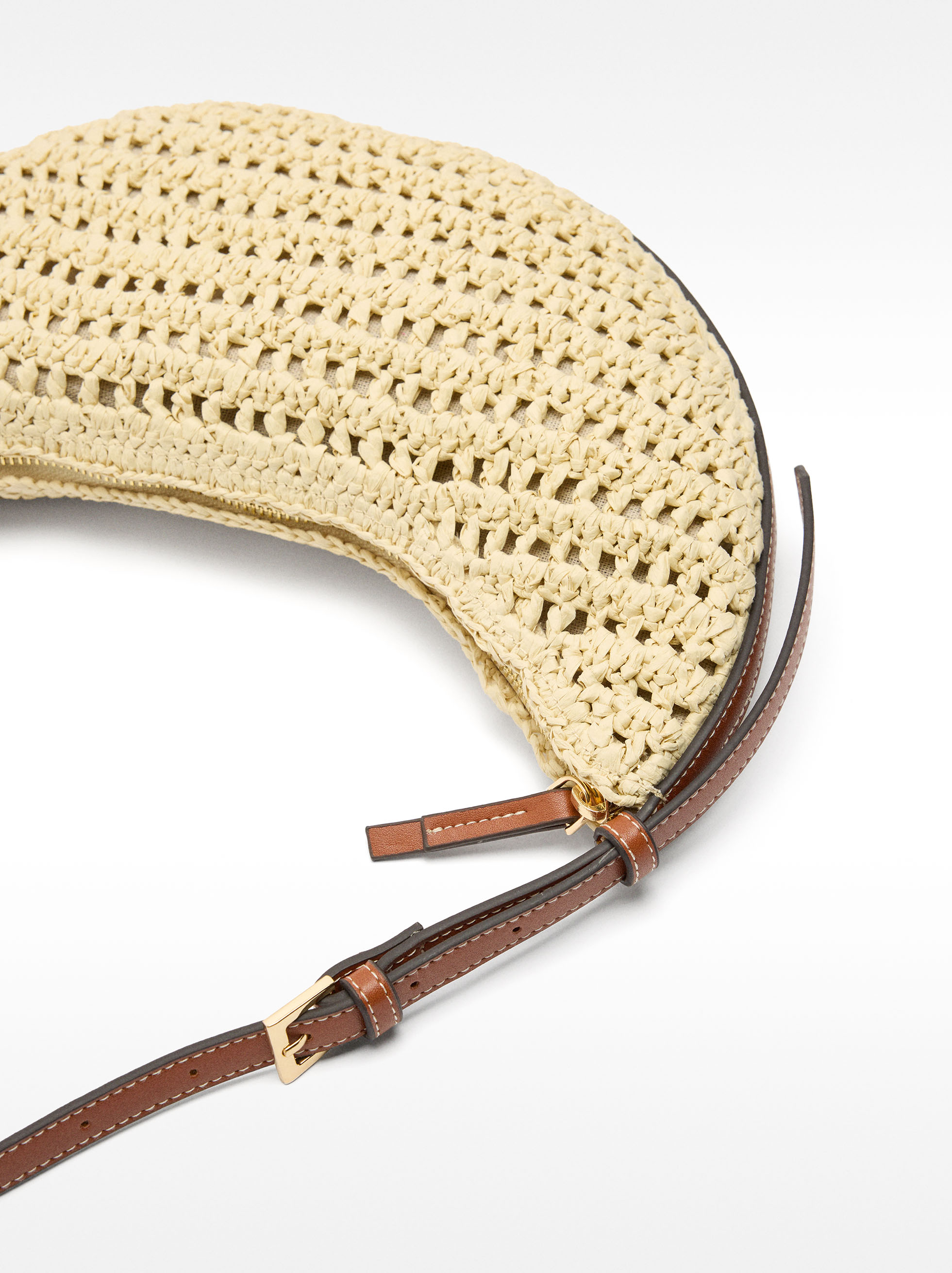 Bolso de hombro hobo efecto rafia image number 1.0