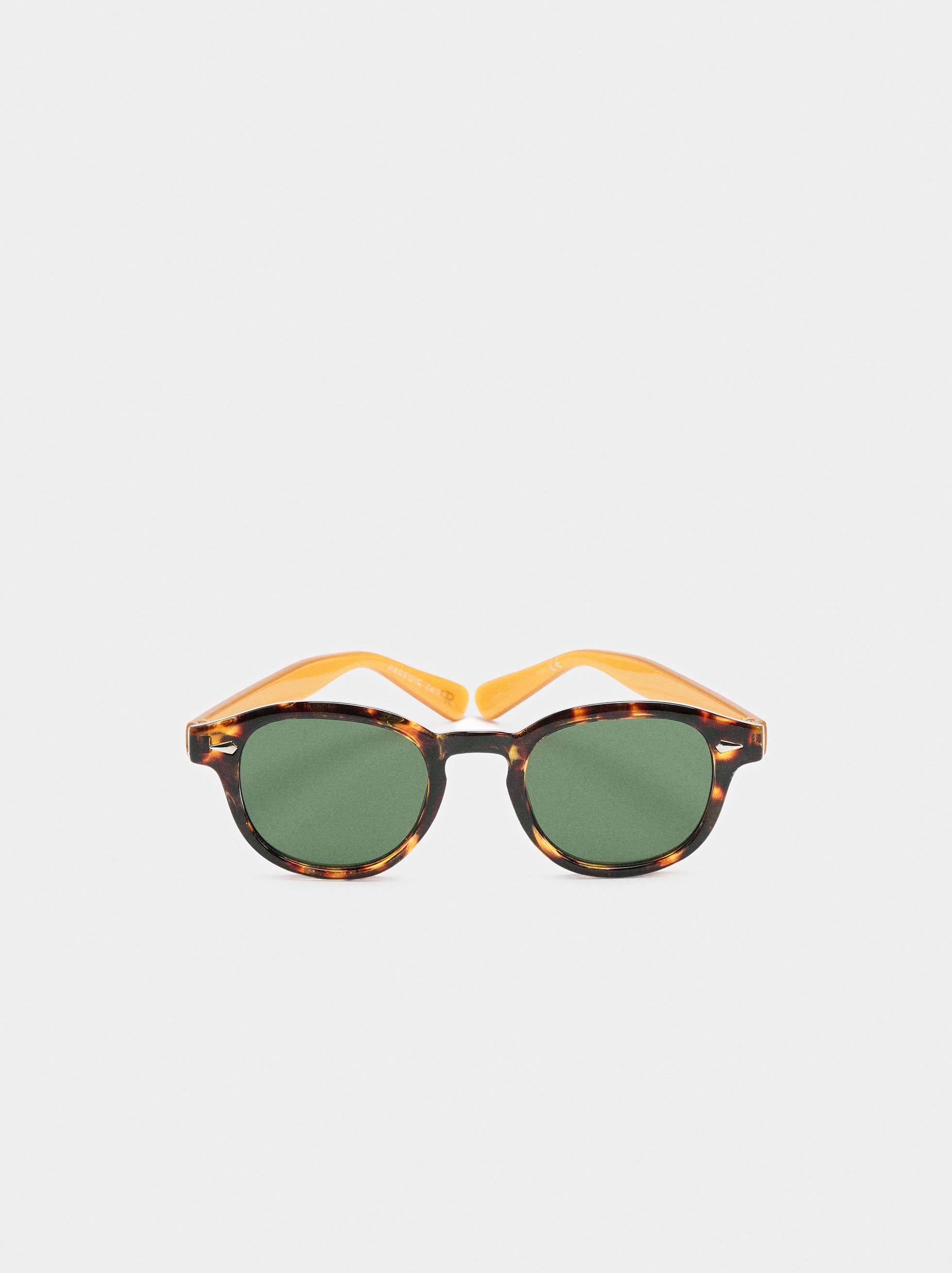 Round sunglasses image number 0.0