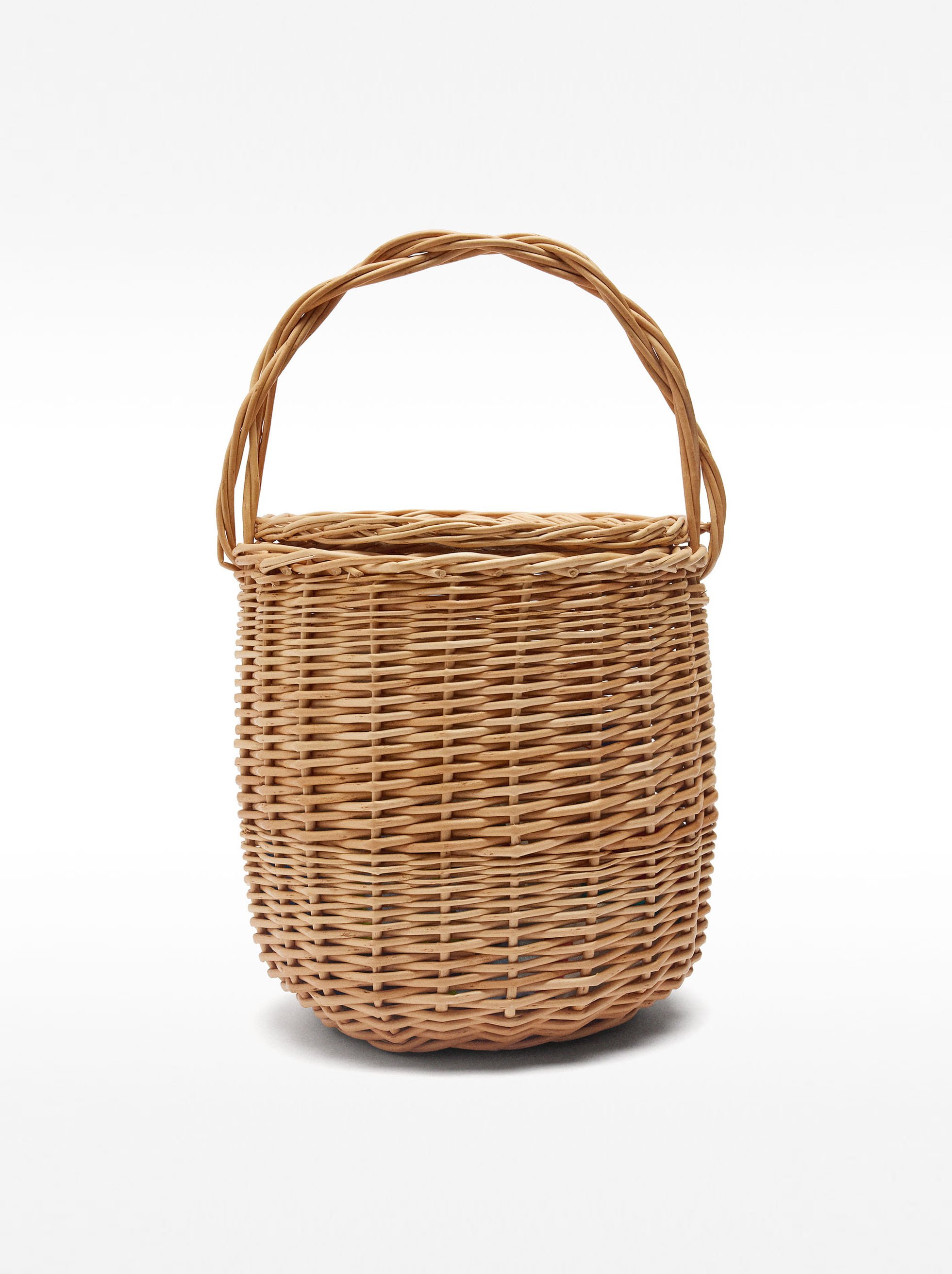 Rounded rattan handbag image number 6.0