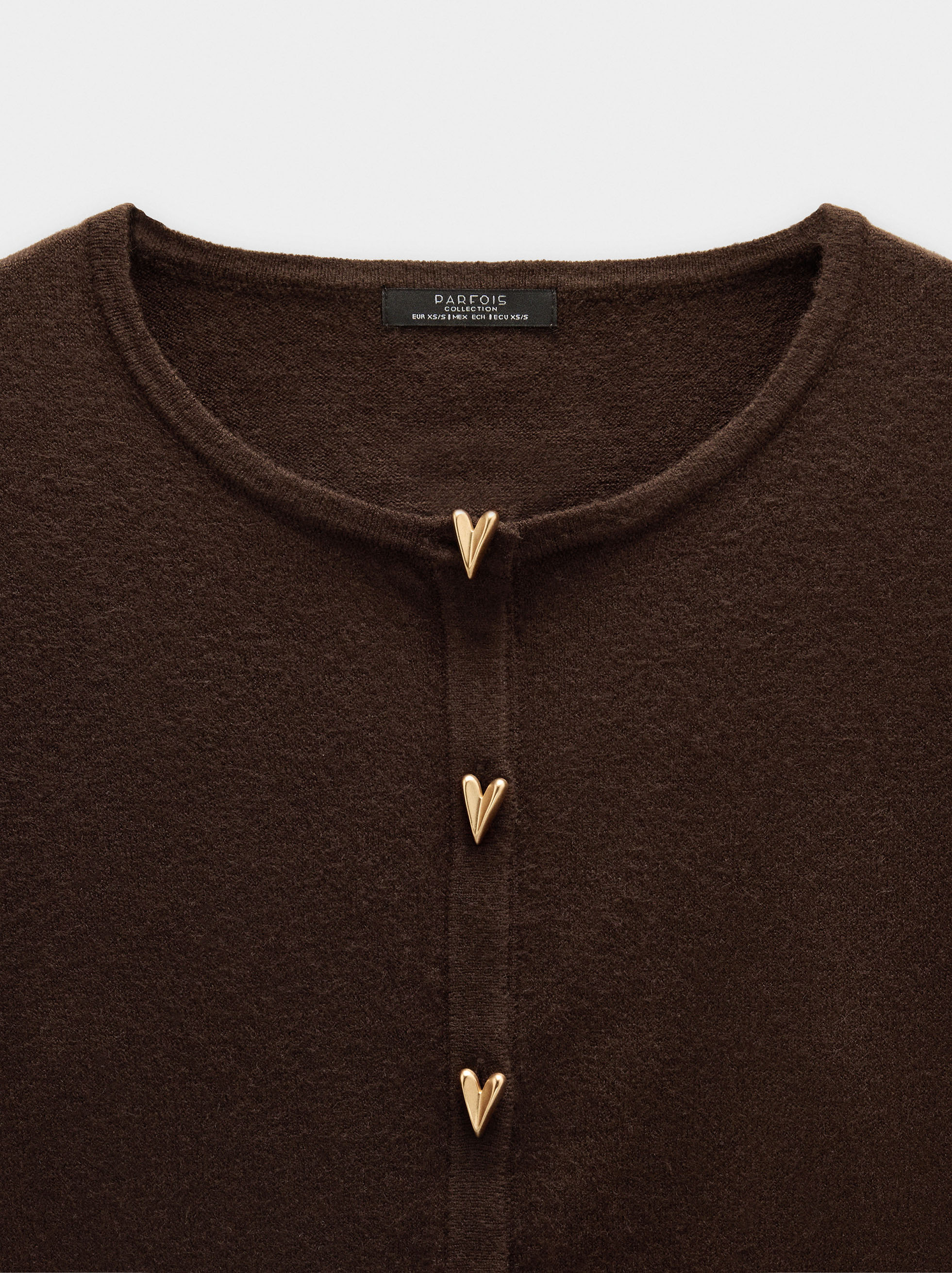 Strickjacke aus Strick mit Knöpfen in Herzform image number 5.0