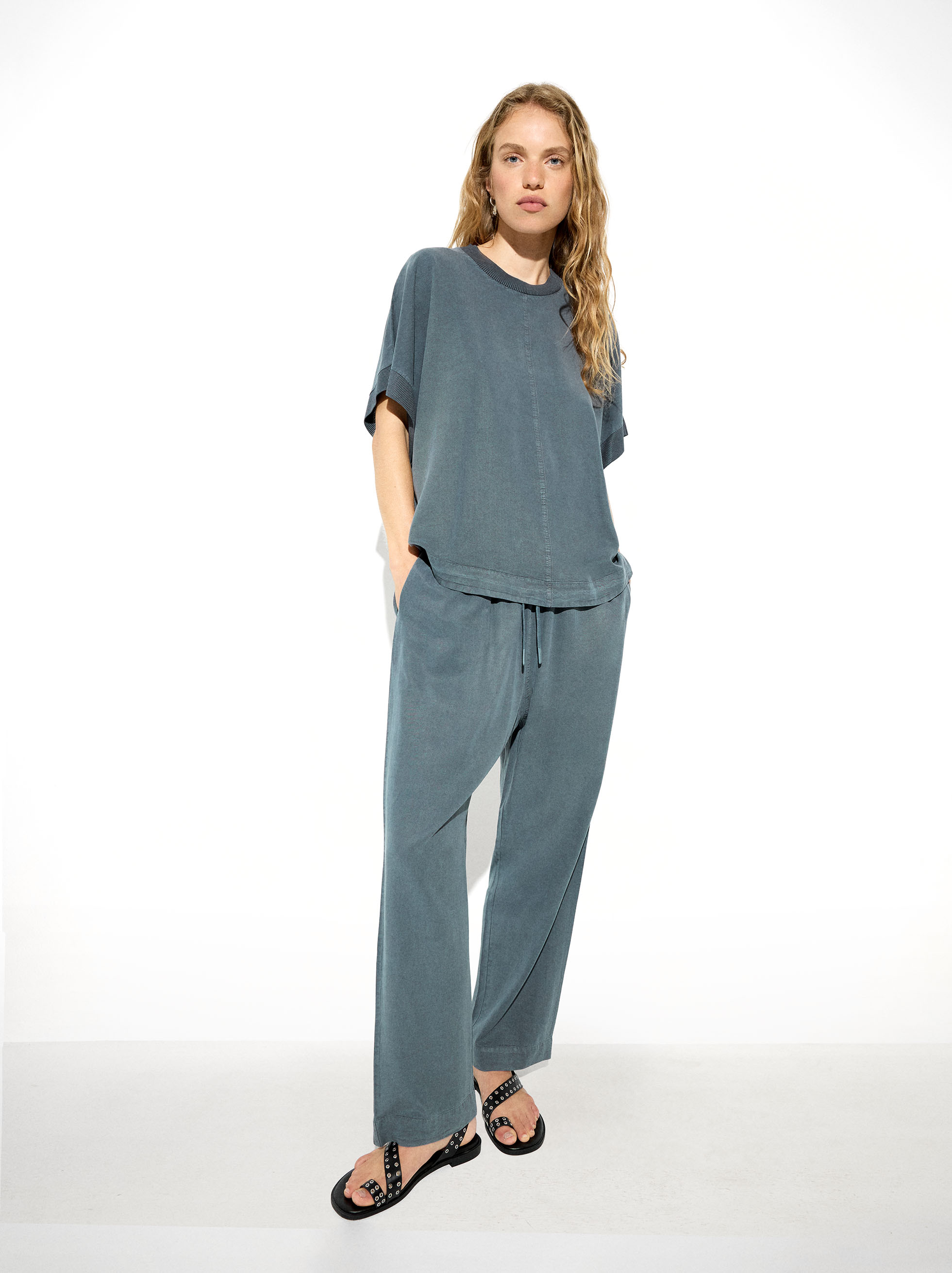 Adjustable Loose-Fitting Trousers Pants With Drawstring image number 0.0