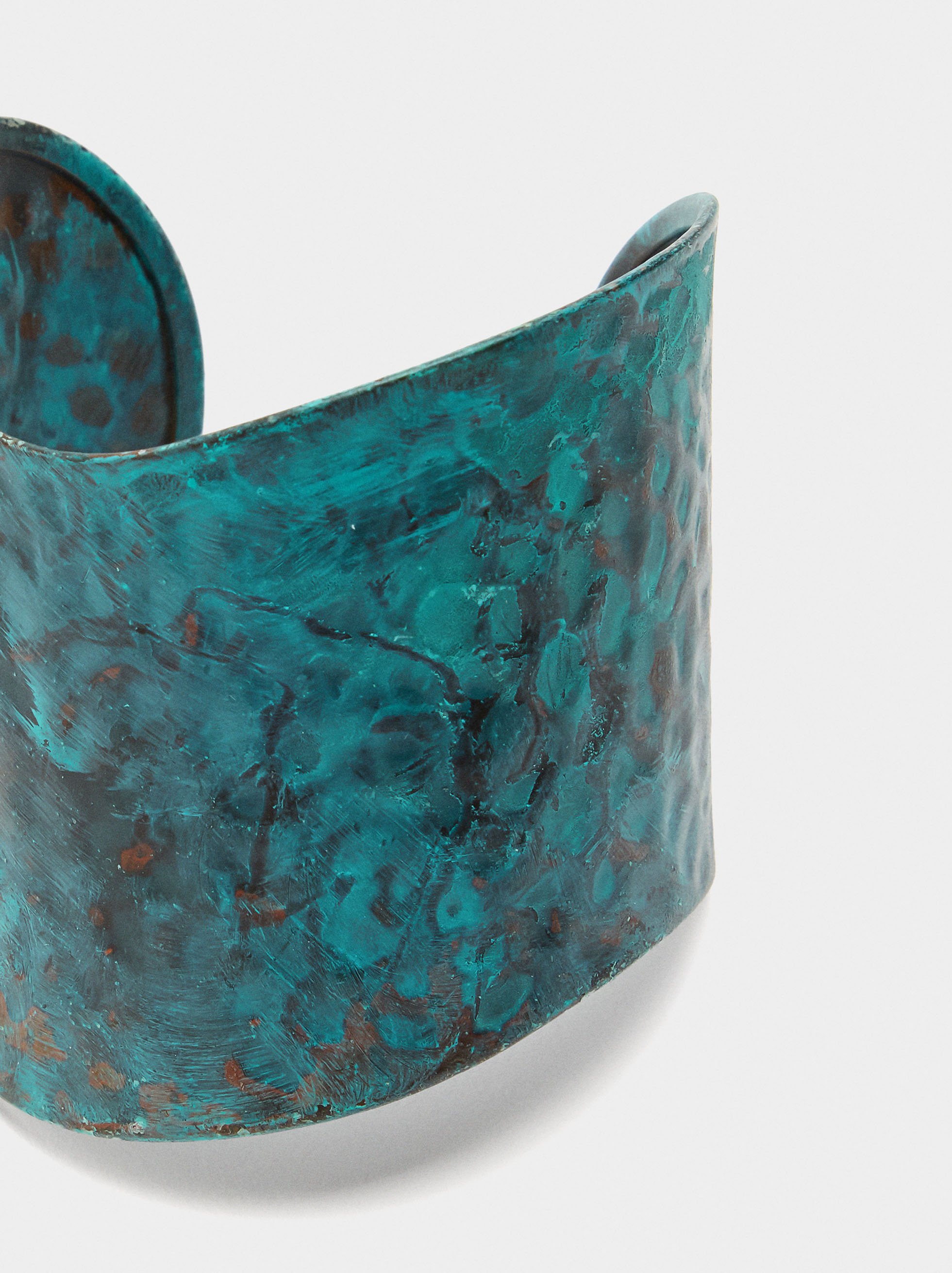 Wide bracelet with wave image number 3.0