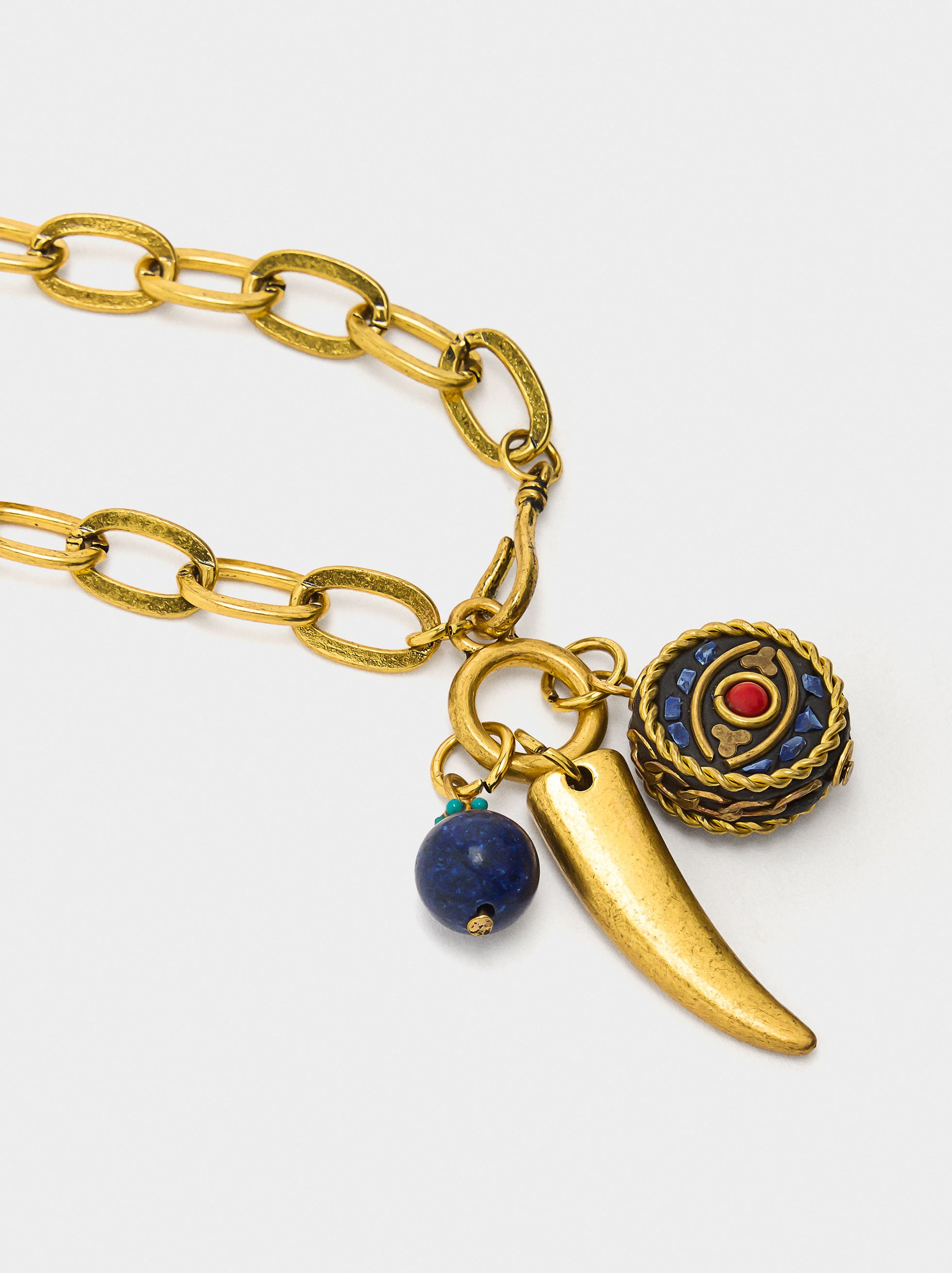 Short necklace of links with stone pendants image number 1.0
