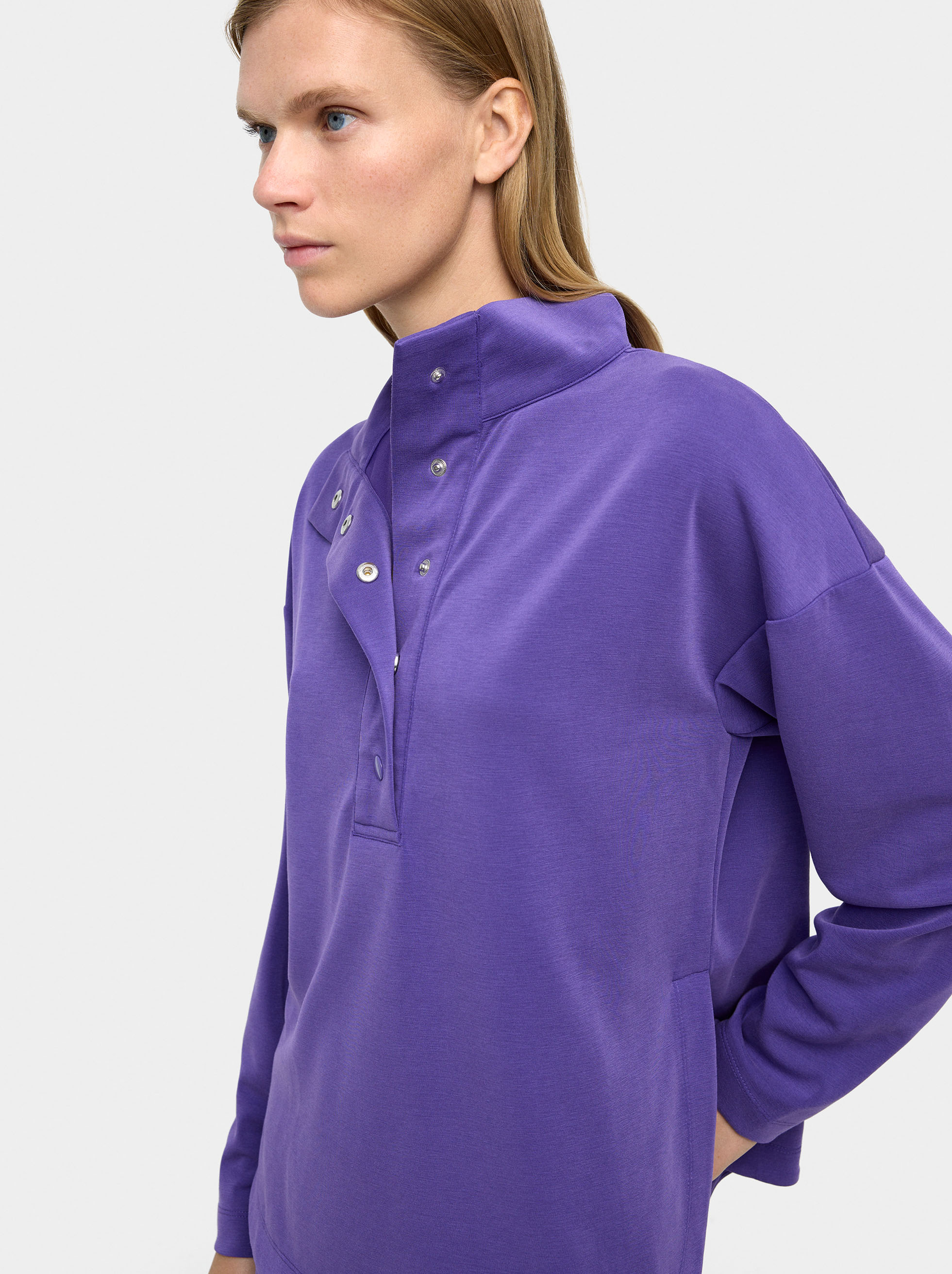 Sweatshirt avec boutons  image number 0.0