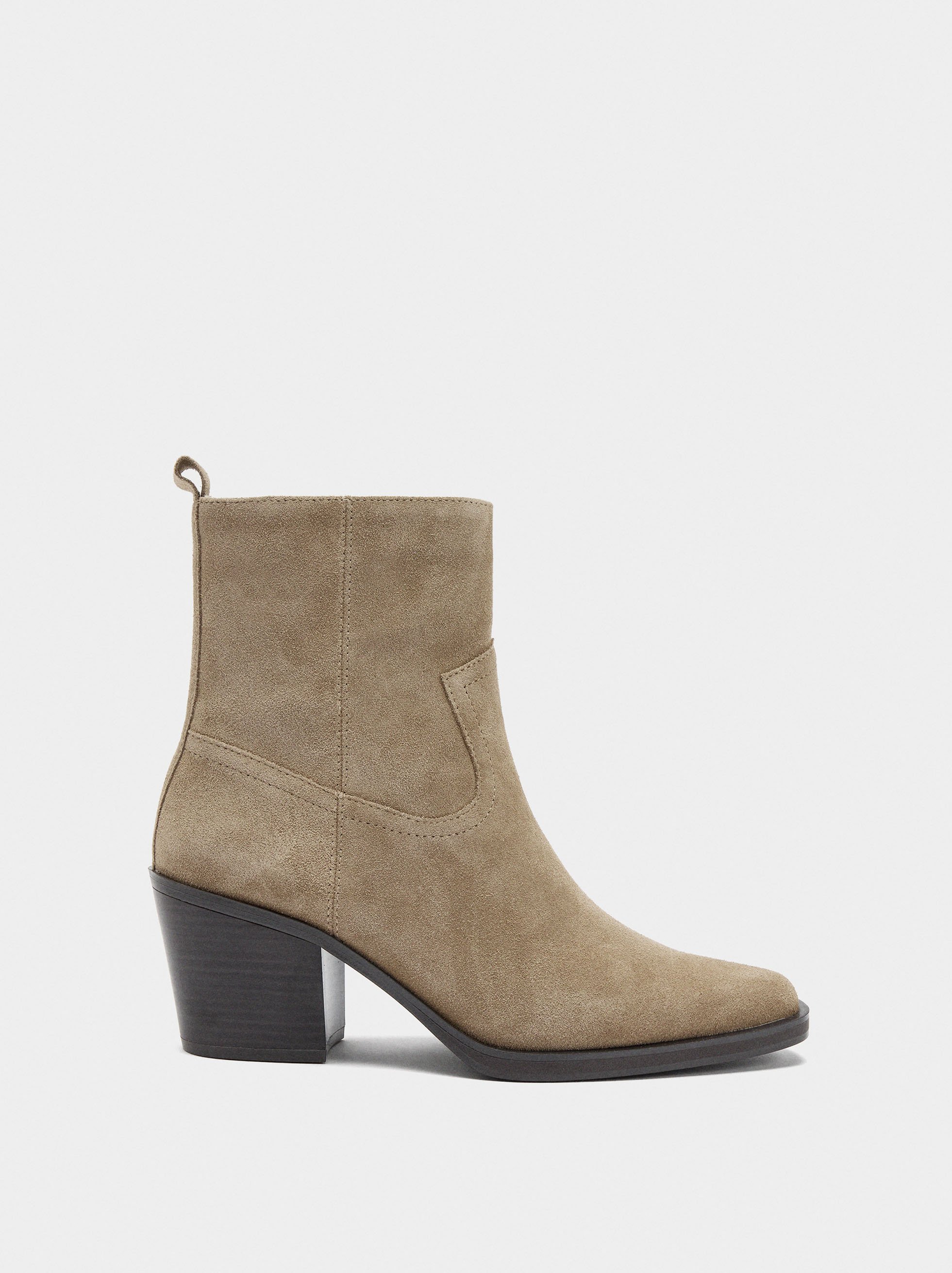 Leather ankle boots with wide heel image number 2.0