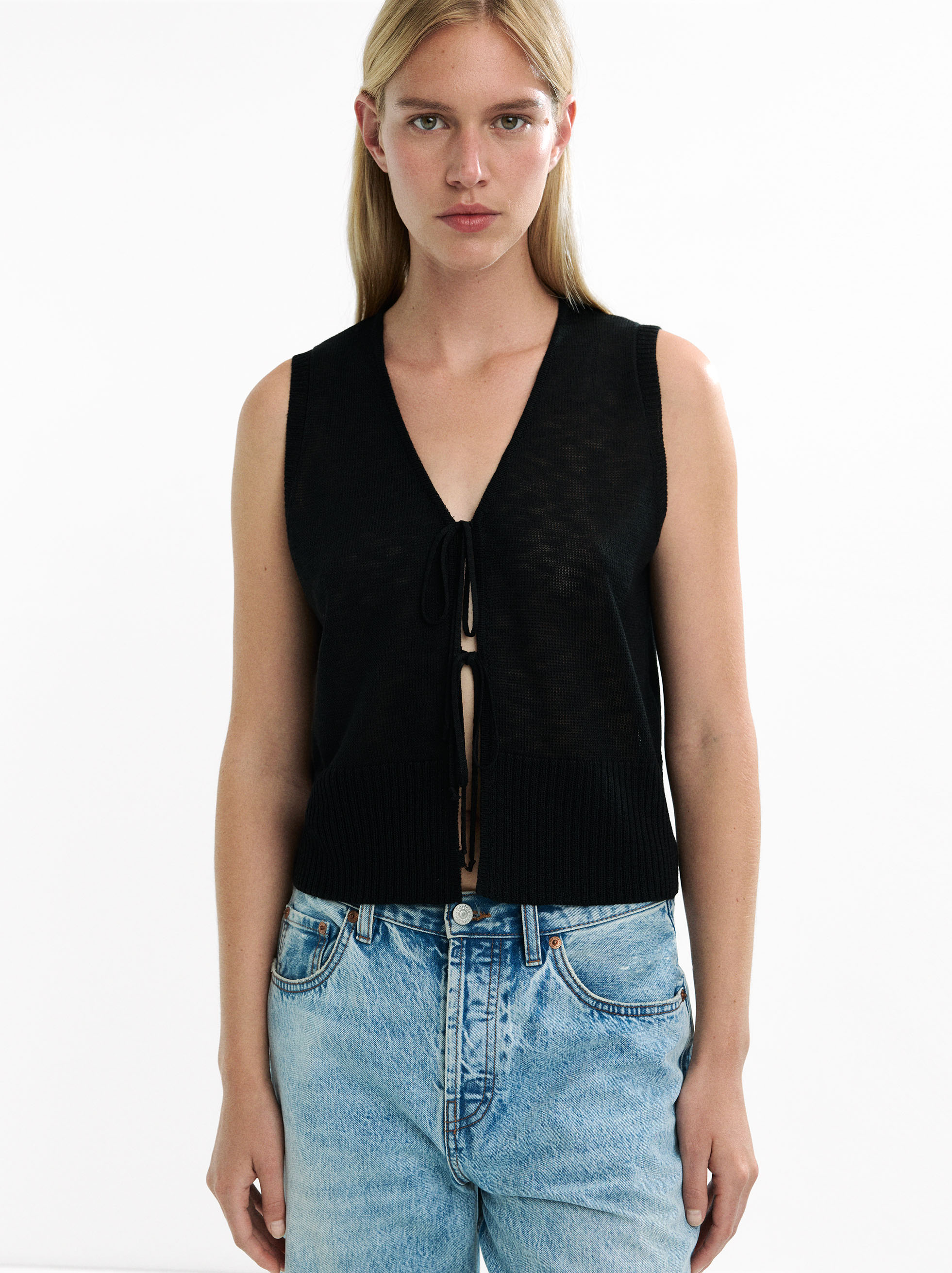 Knit vest image number 1.0