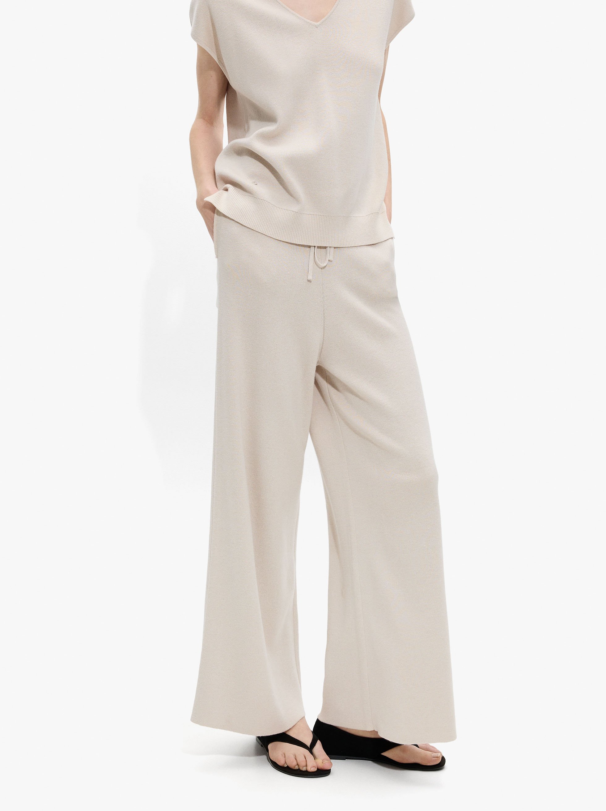 Hose aus glattem Strick image number 1.0