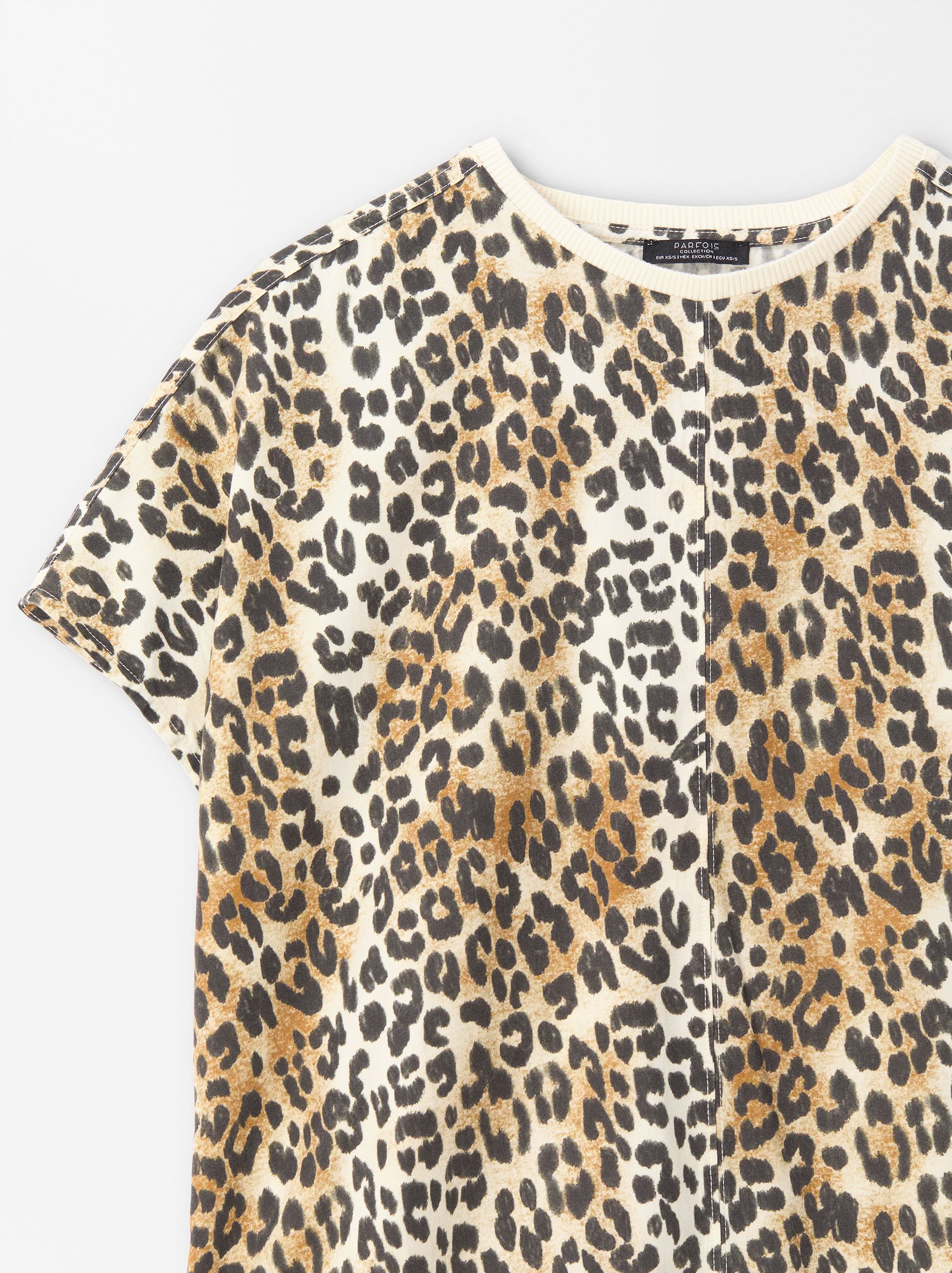 Leopard print T-shirt image number 6.0