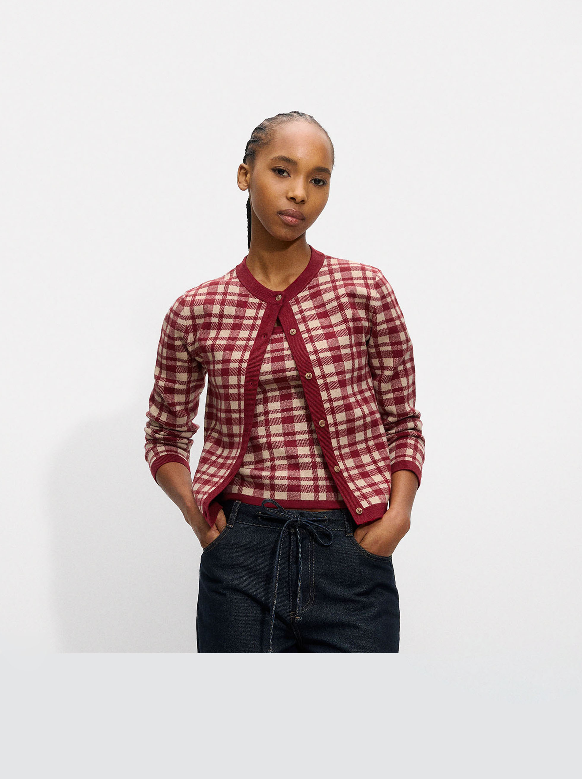 Jacquard knit cardigan with check pattern image number 7.0