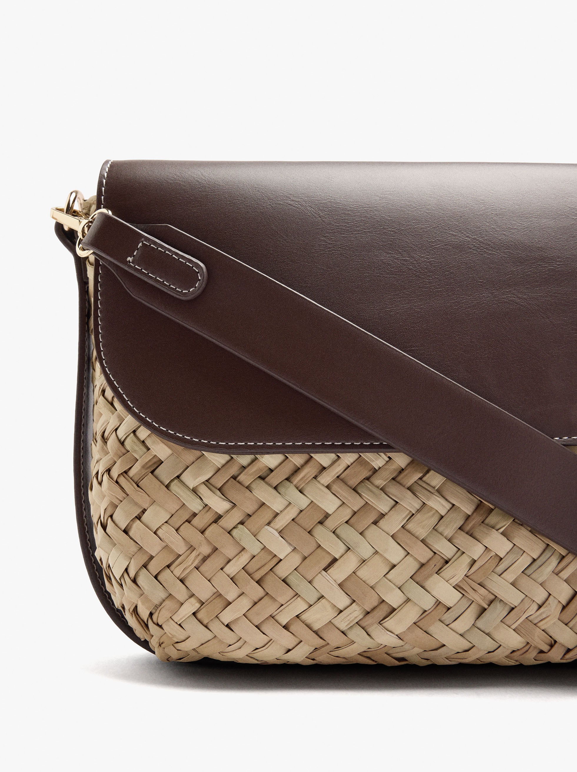 Straw crossbody bag with flap image number 1.0