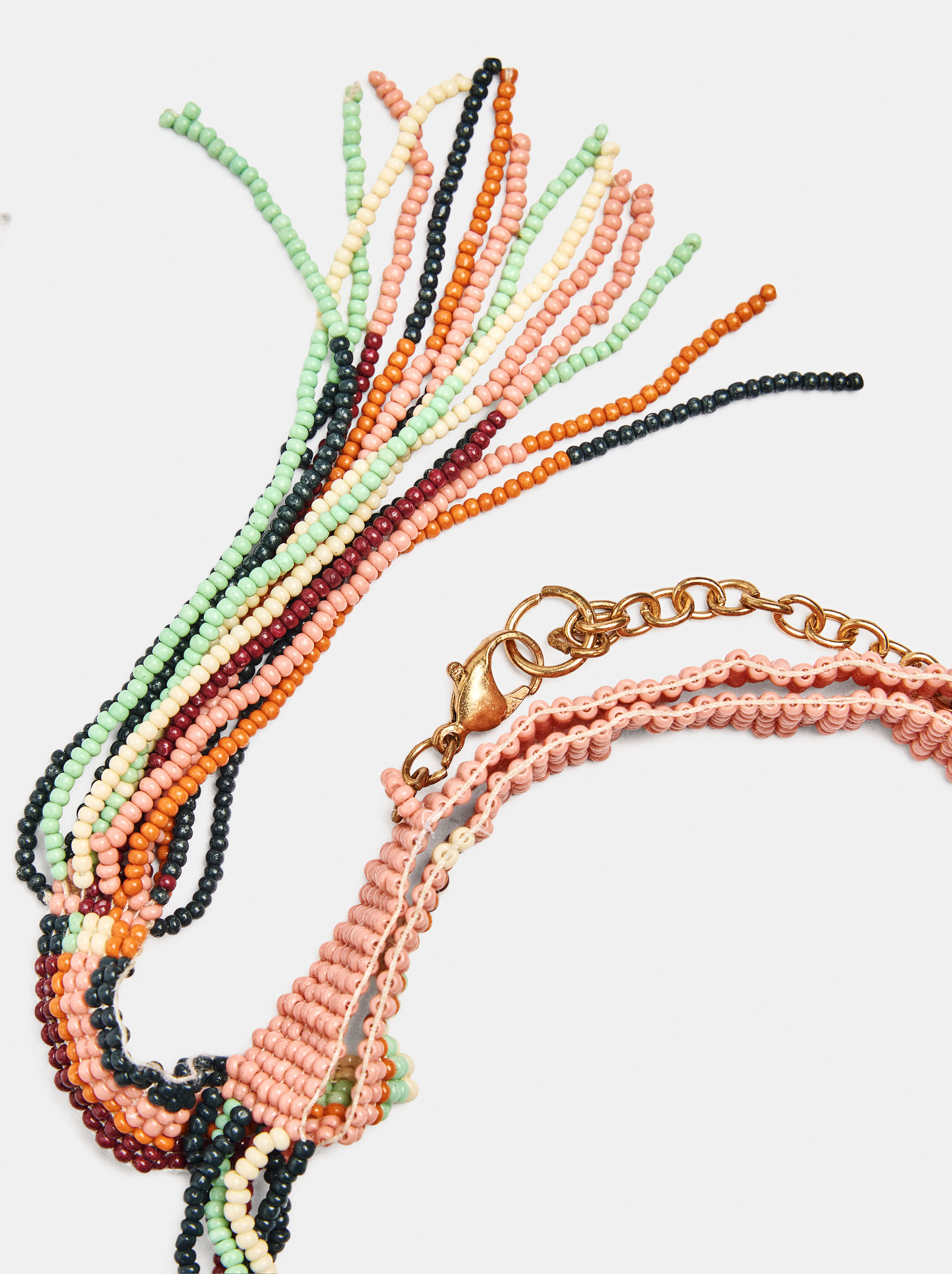 Multicolar de missangas com pendentes image number 2.0