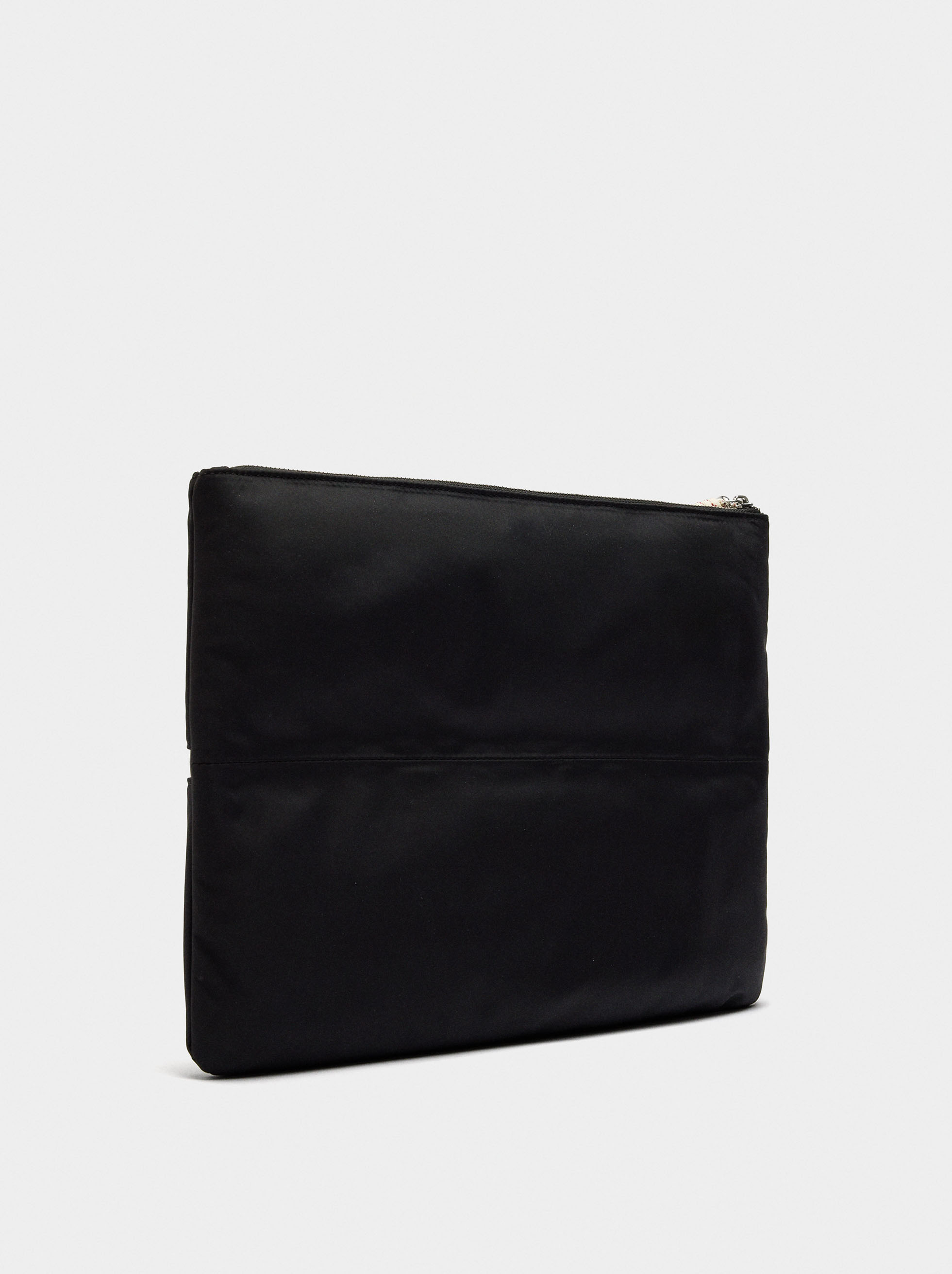 Nylon laptop cover with charm 13" image number 2.0
